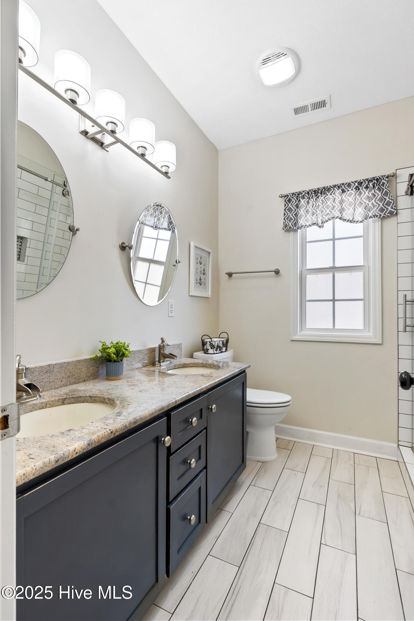 76 Silver Lake Point