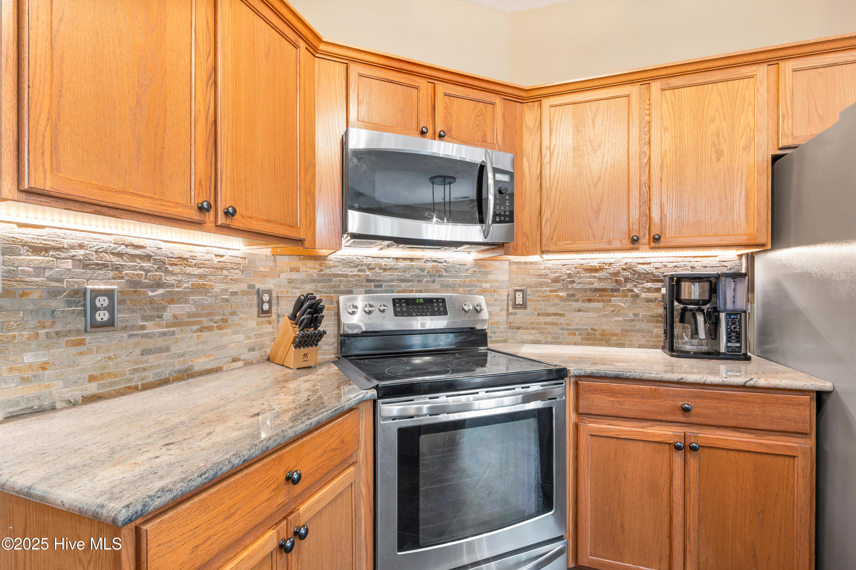 76 Silver Lake Point