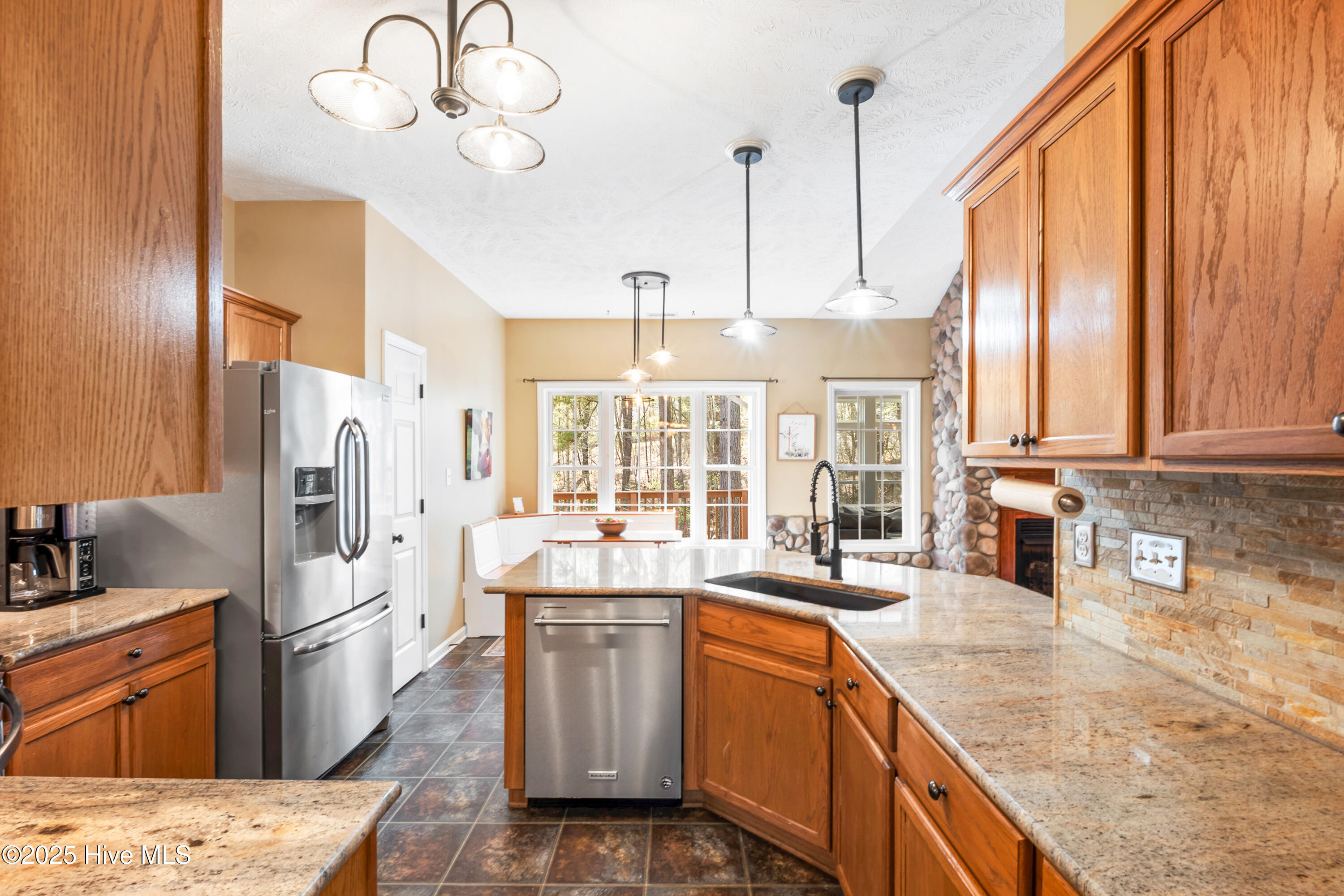 76 Silver Lake Point