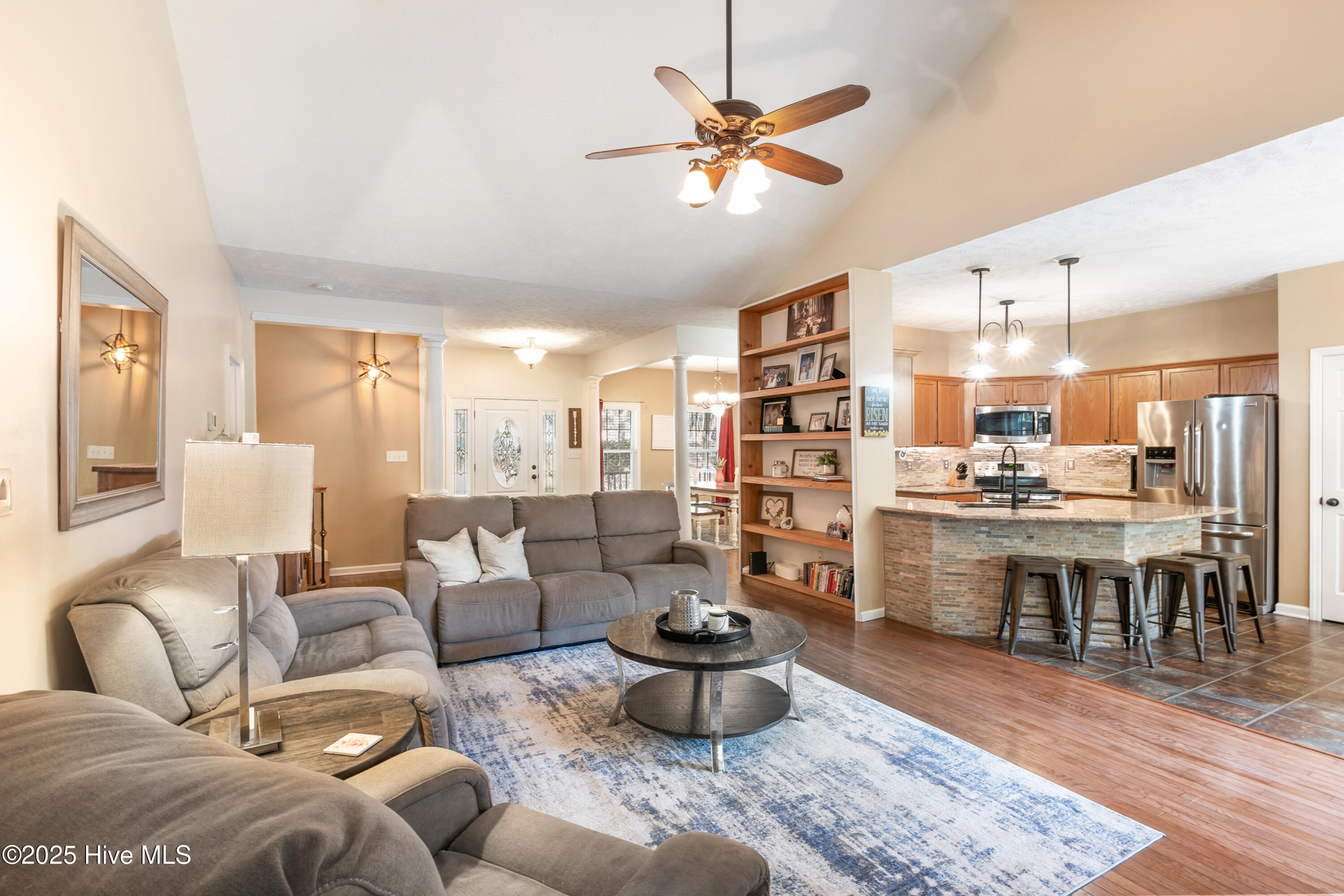 76 Silver Lake Point