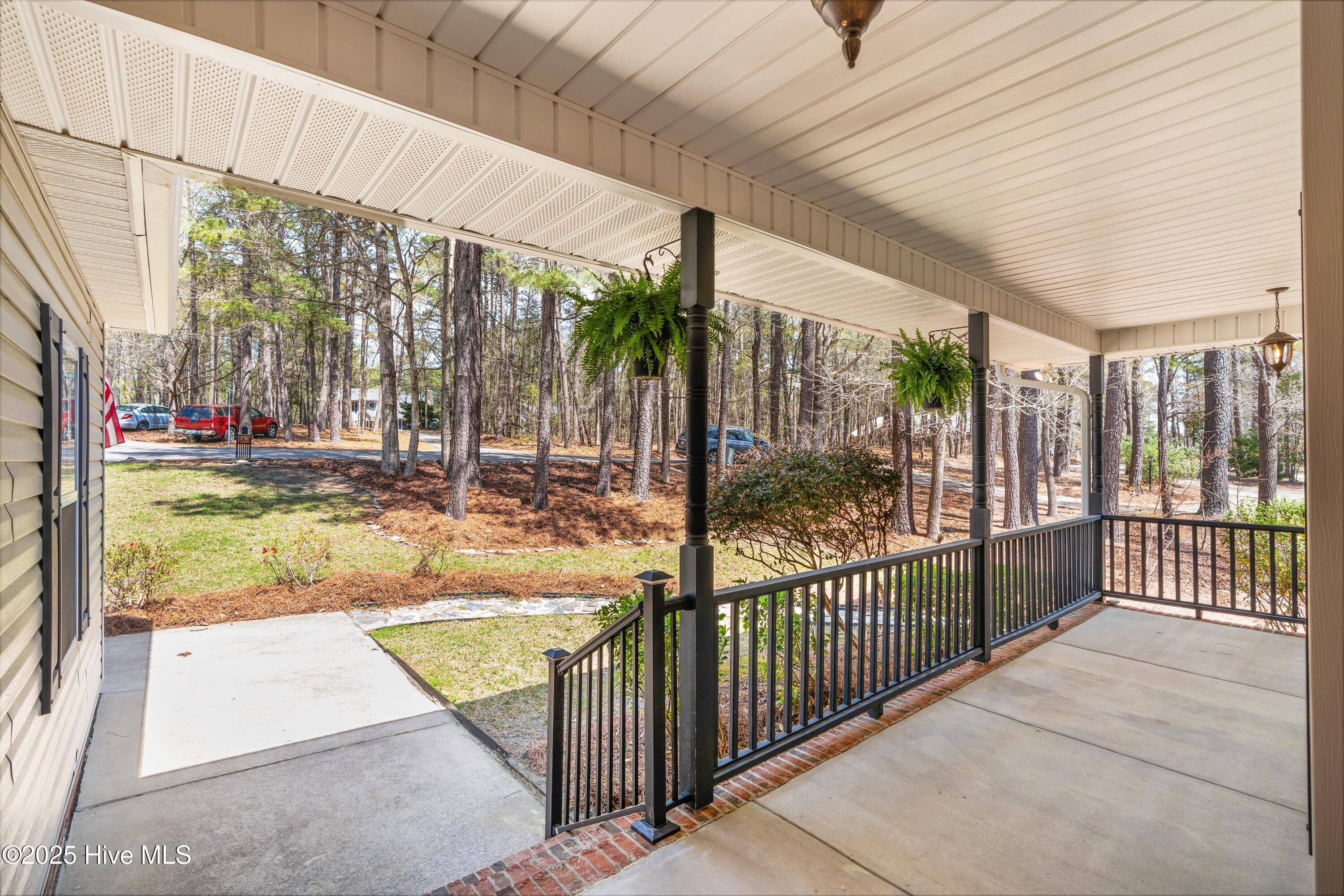 76 Silver Lake Point
