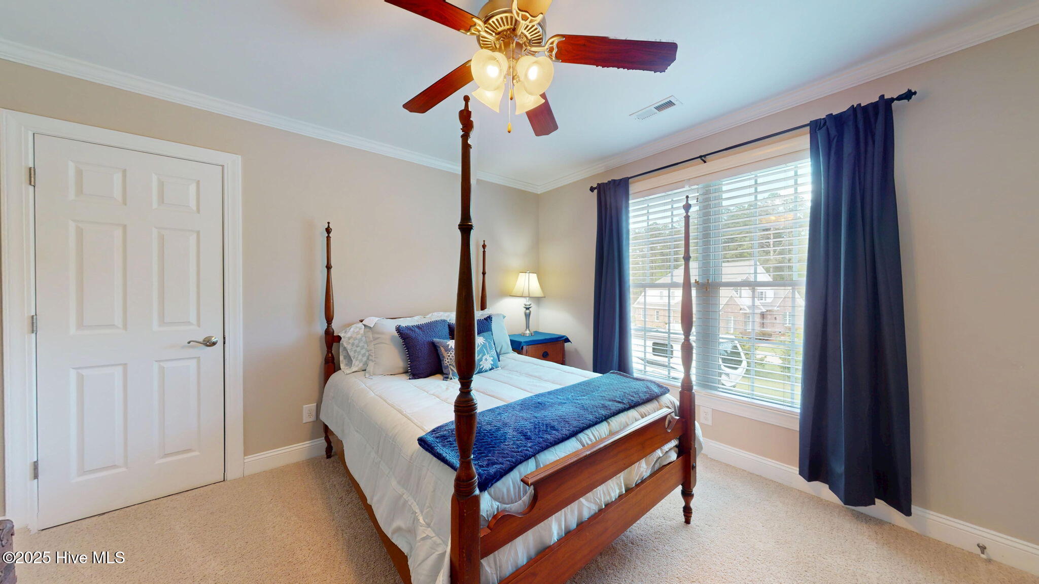 3853 Dixie Ridge Lane