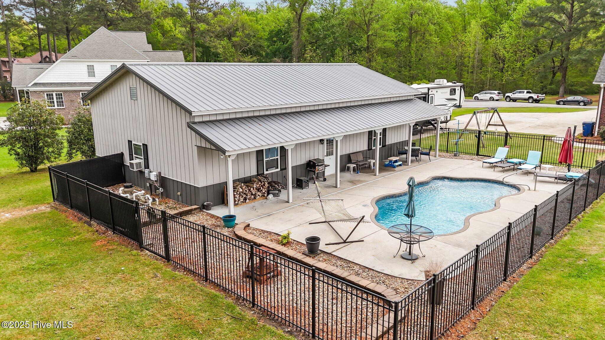 3853 Dixie Ridge Lane