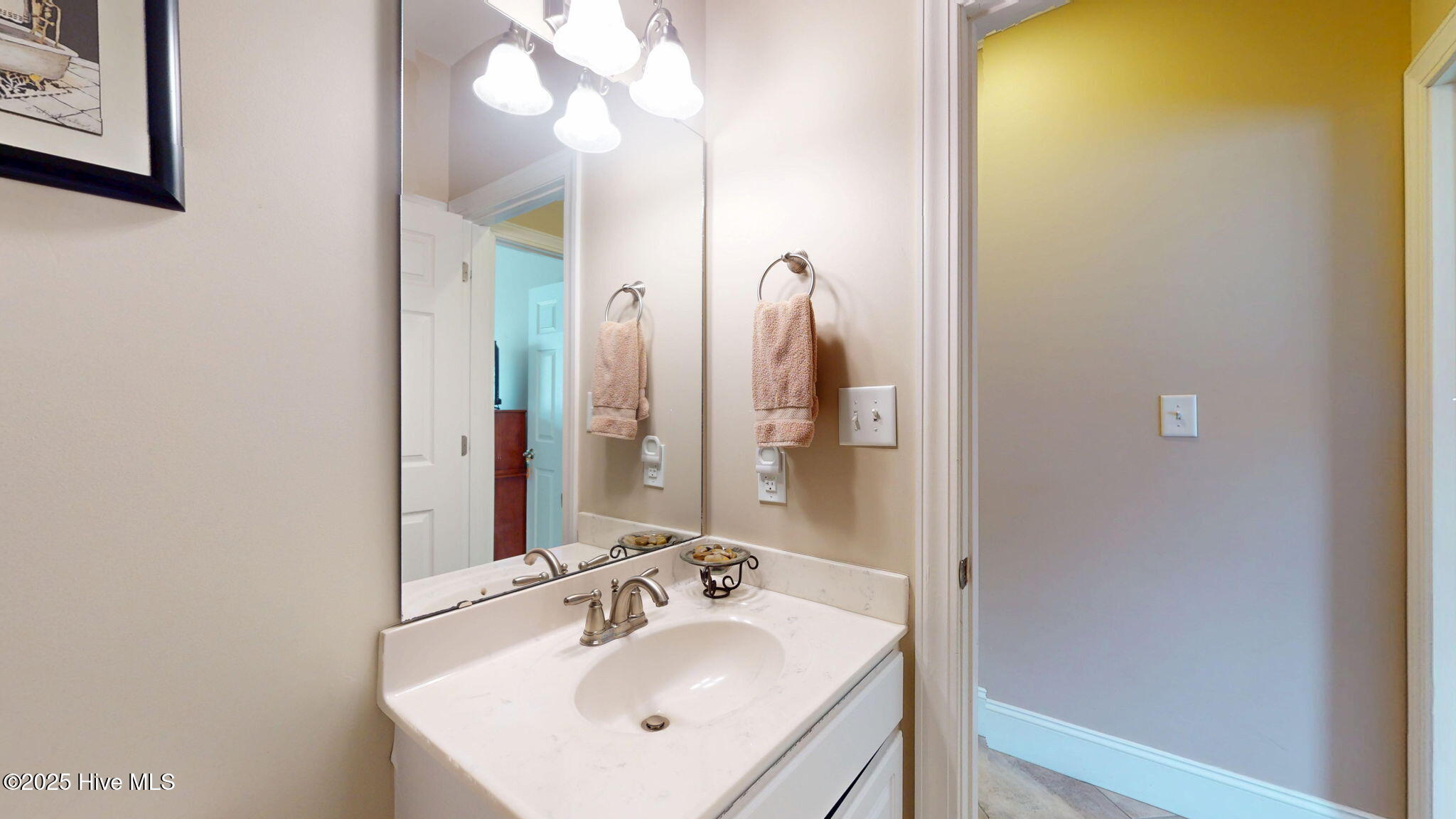 3853 Dixie Ridge Lane