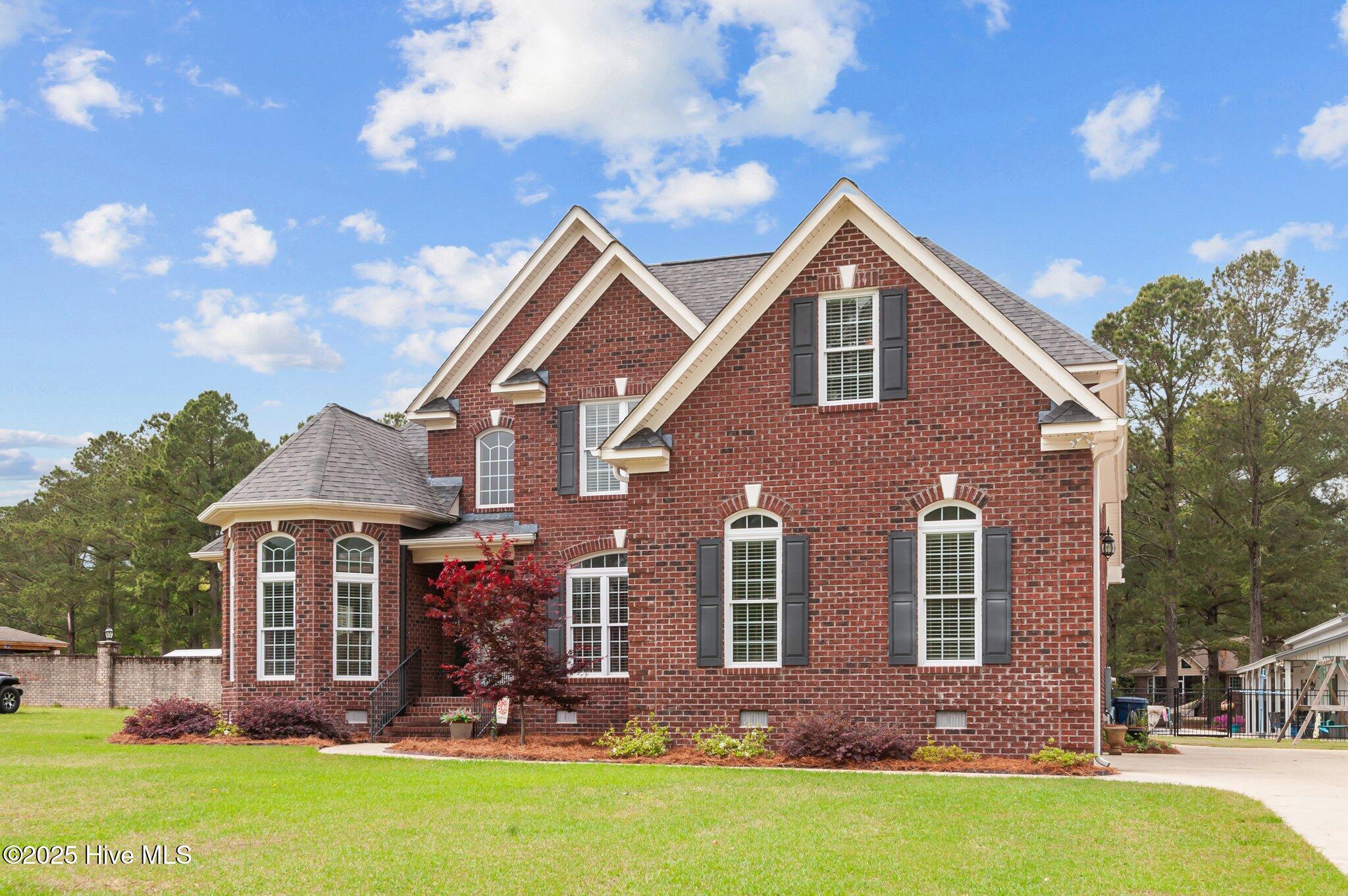 3853 Dixie Ridge Lane