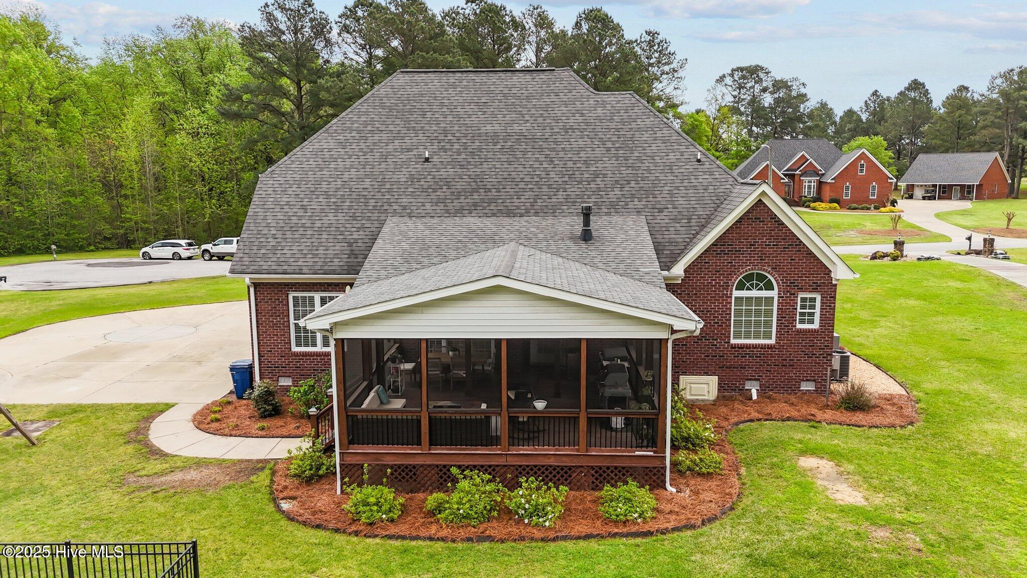 3853 Dixie Ridge Lane