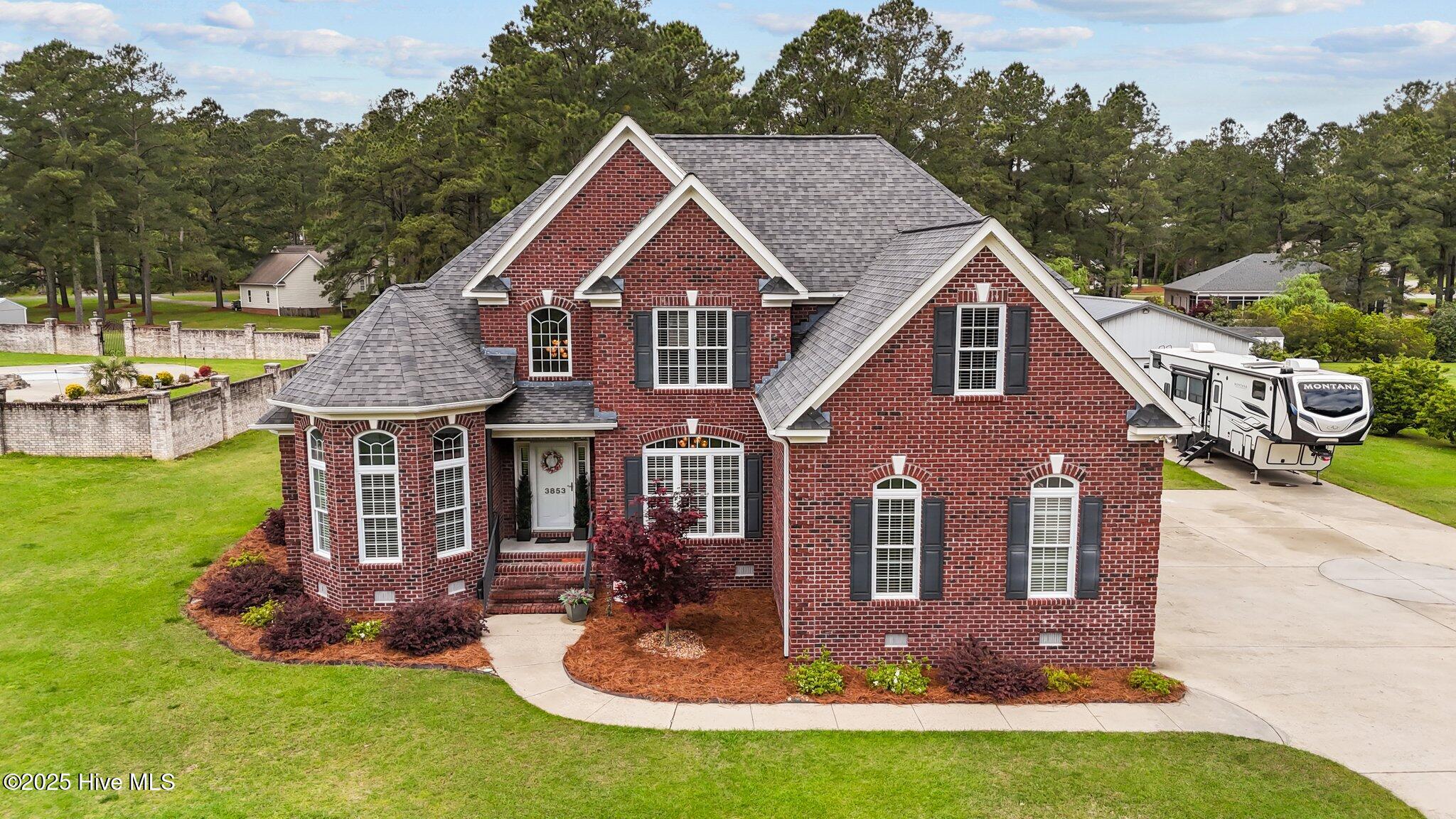 3853 Dixie Ridge Lane
