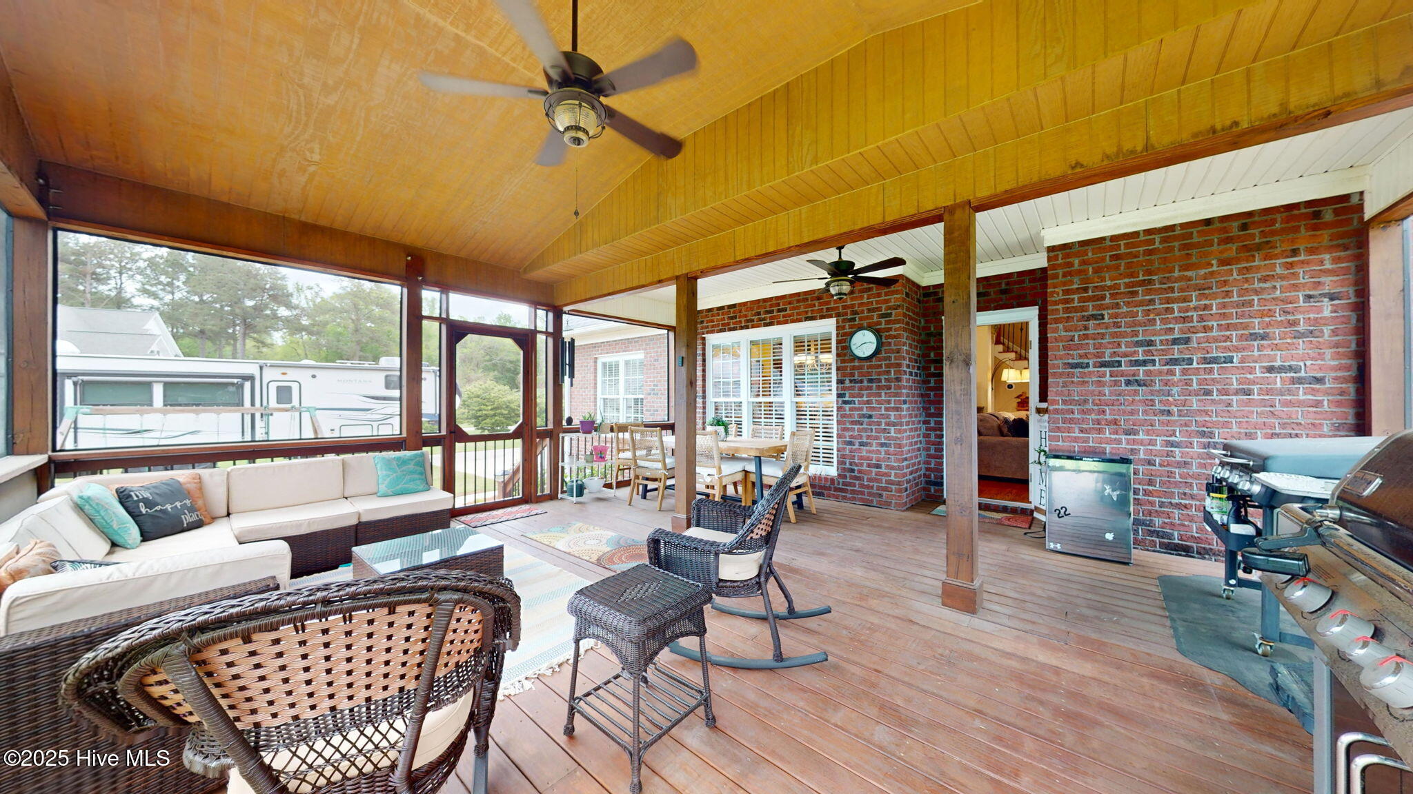 3853 Dixie Ridge Lane