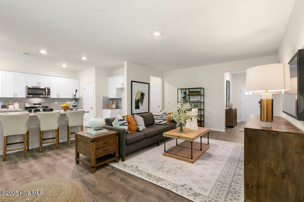 3048 Platinum Circle