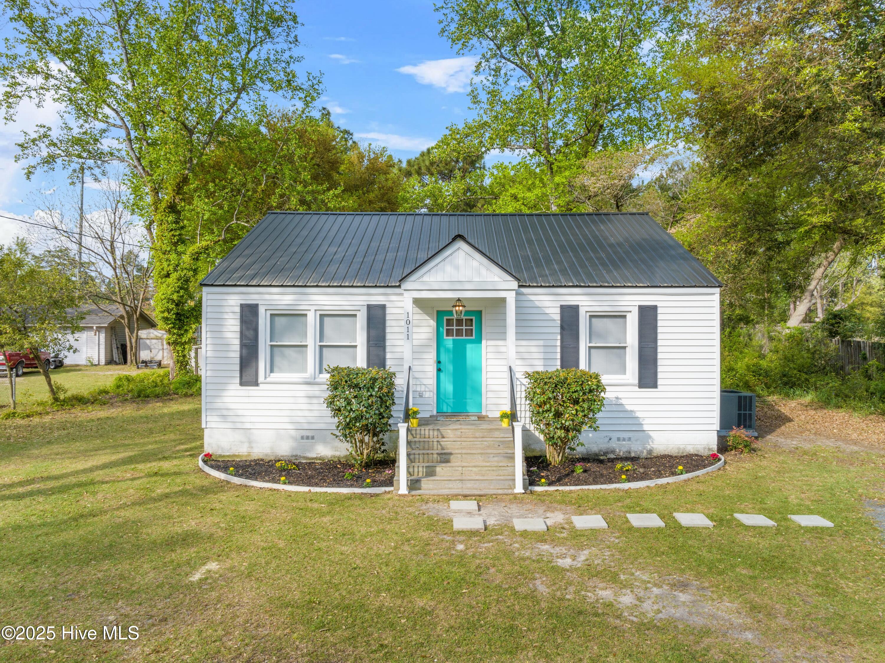 1011 Wilder Avenue