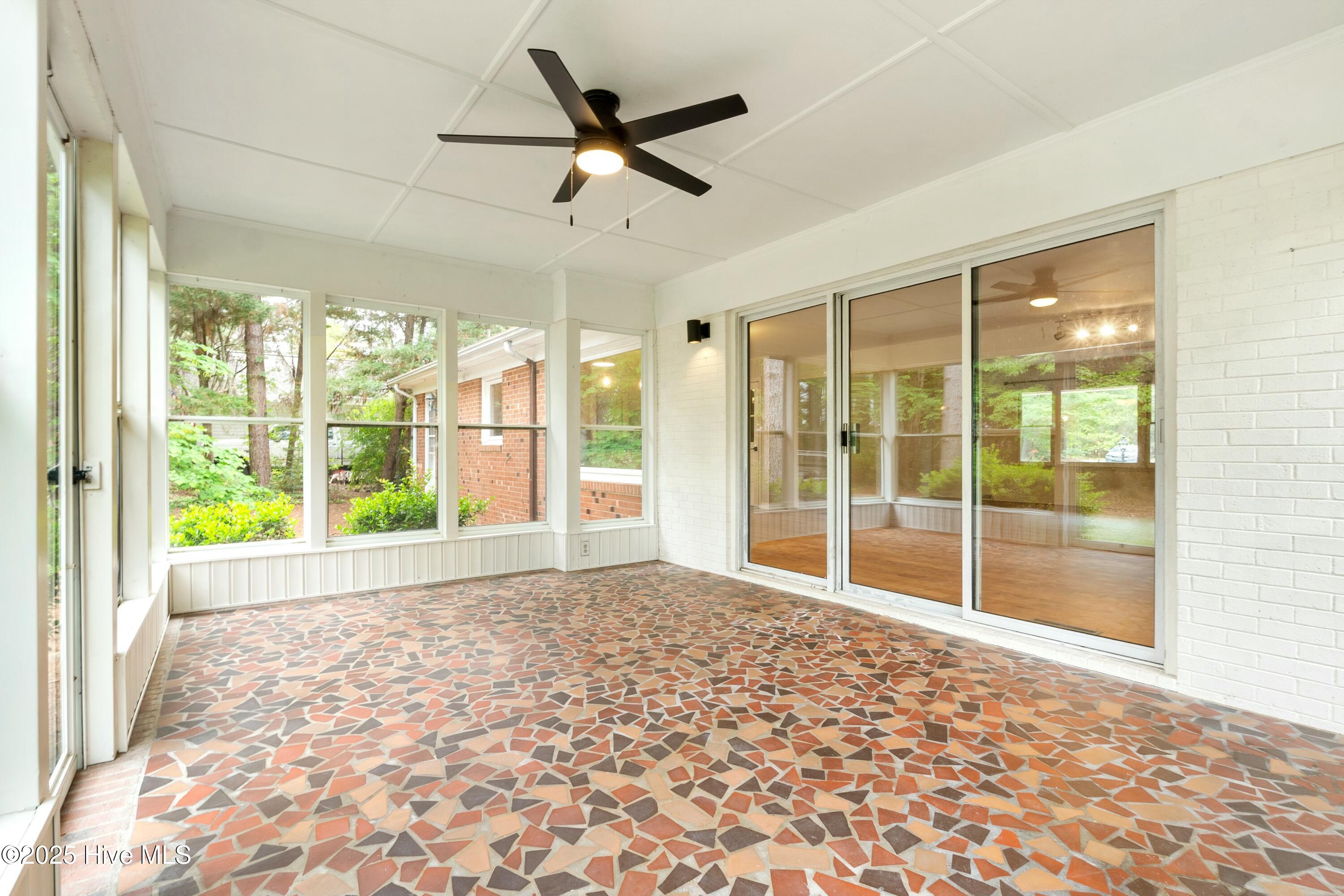 25 Hardee Lane