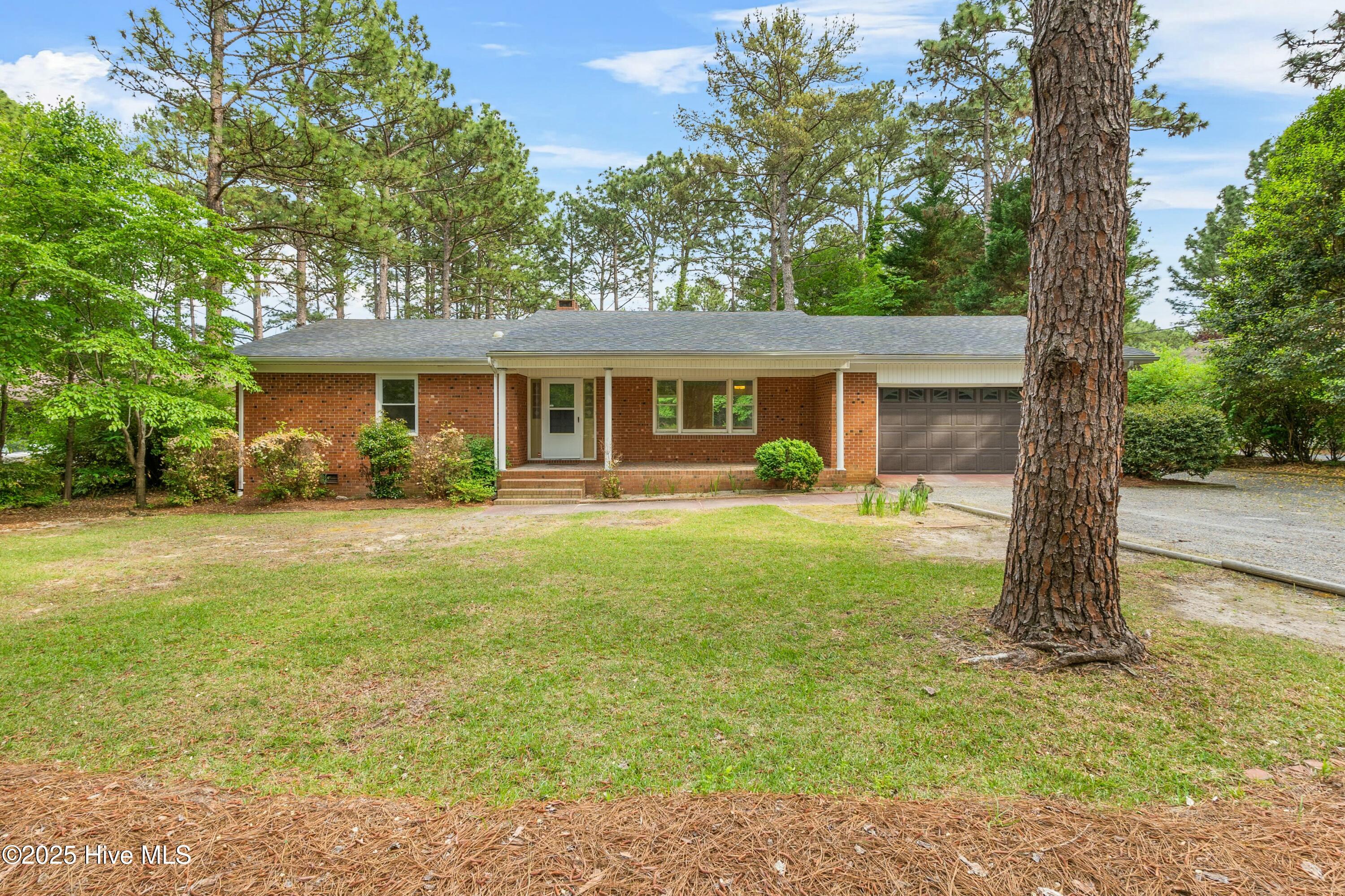 25 Hardee Lane