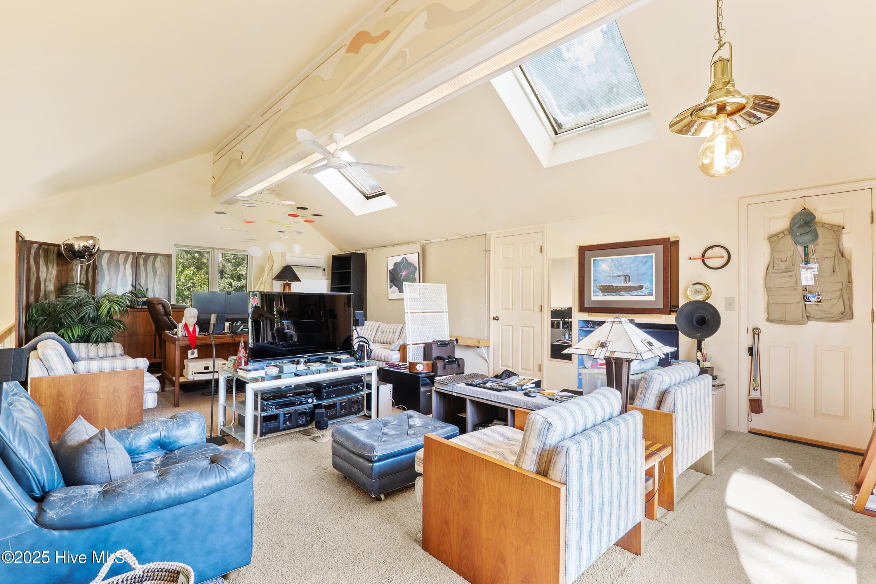 390 Diamondhead Drive S