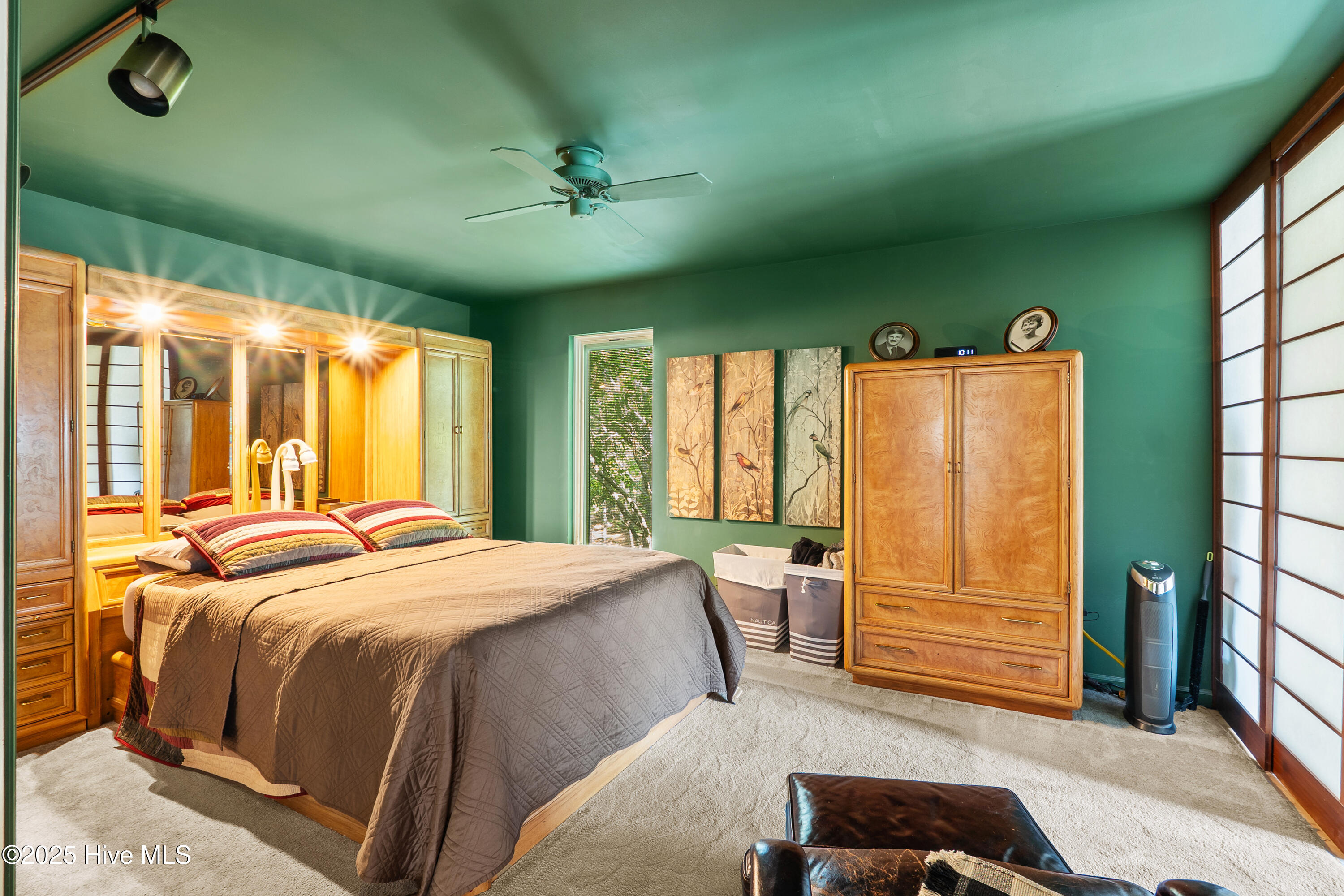 390 Diamondhead Drive S