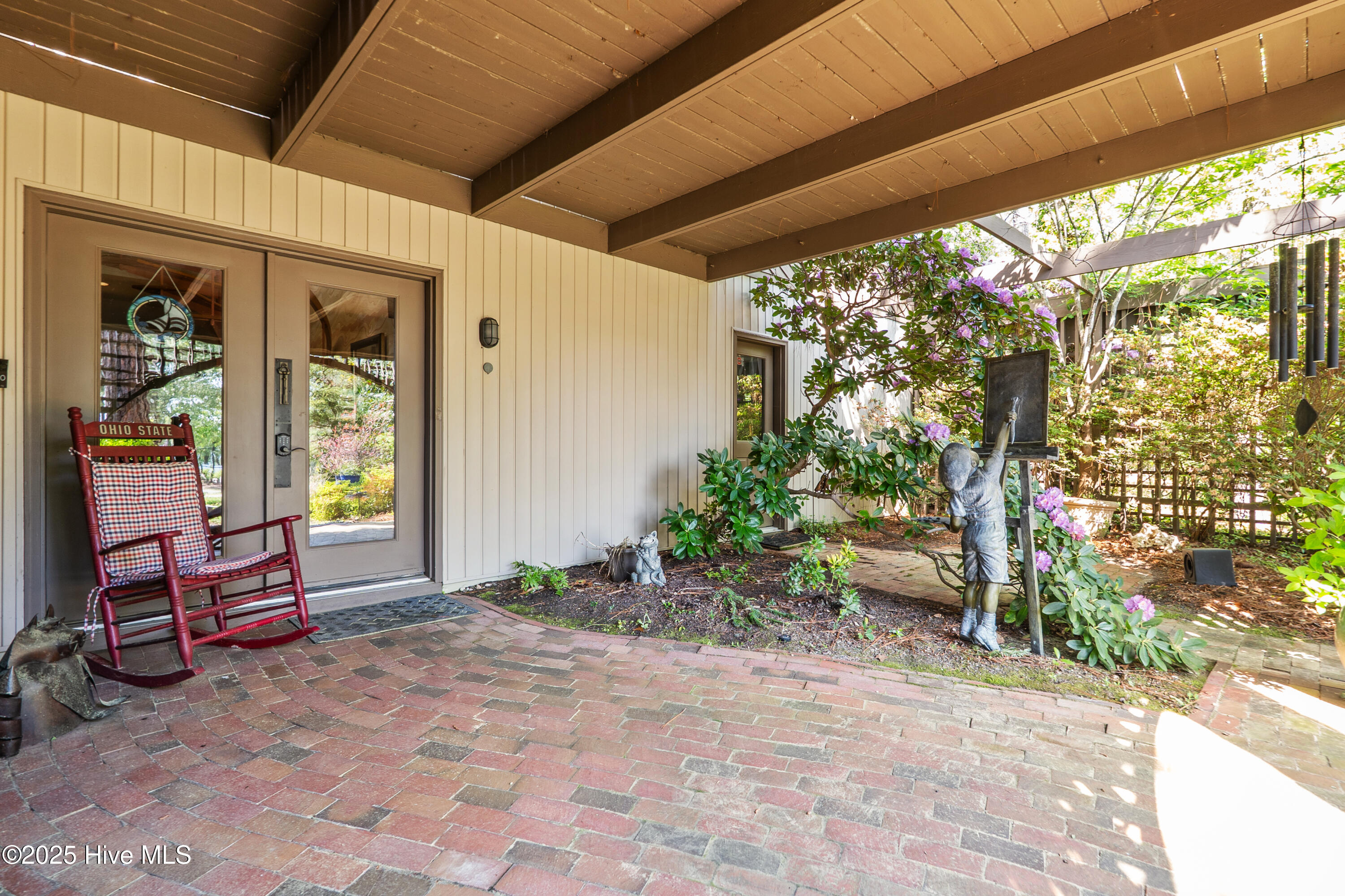 390 Diamondhead Drive S