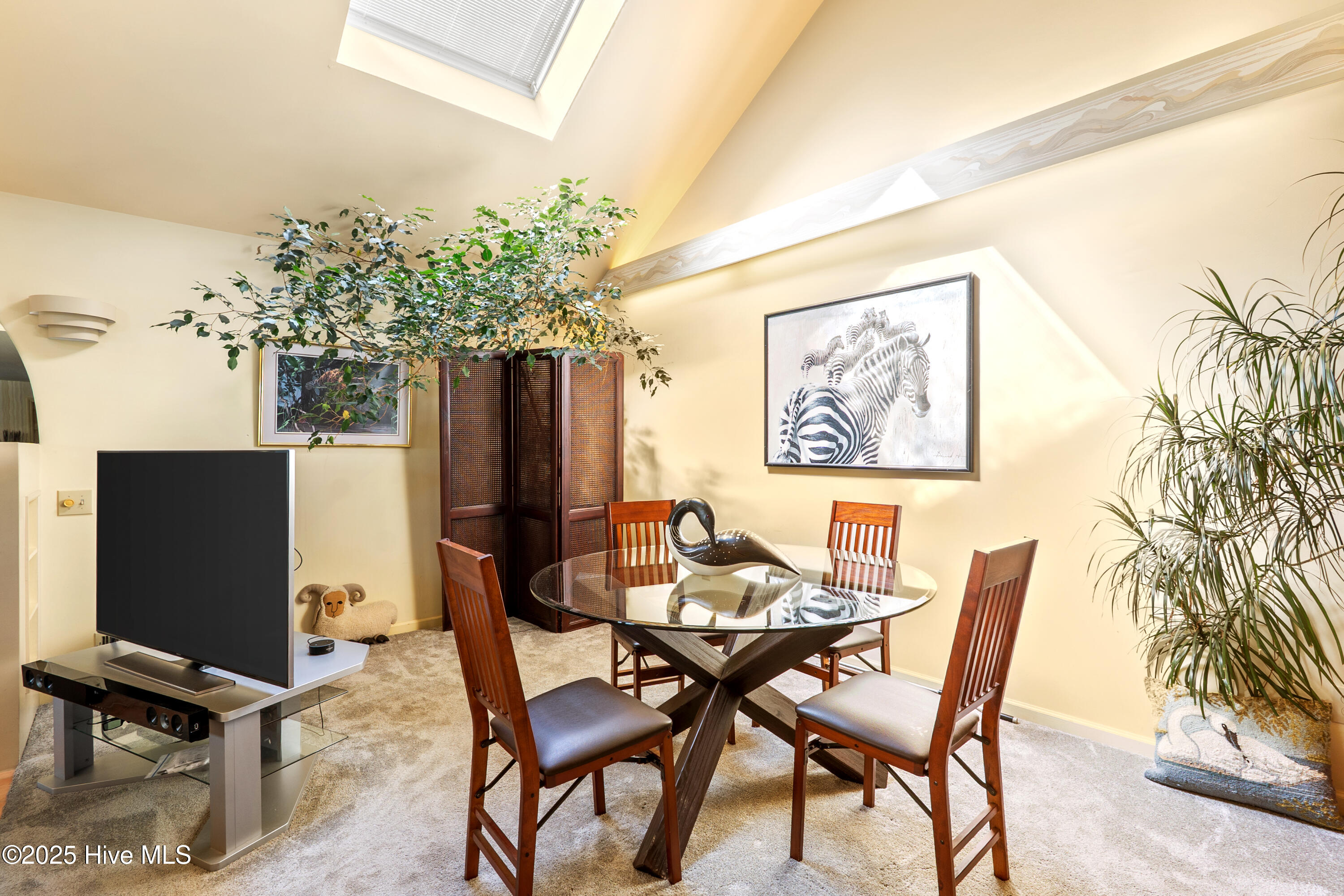 390 Diamondhead Drive S