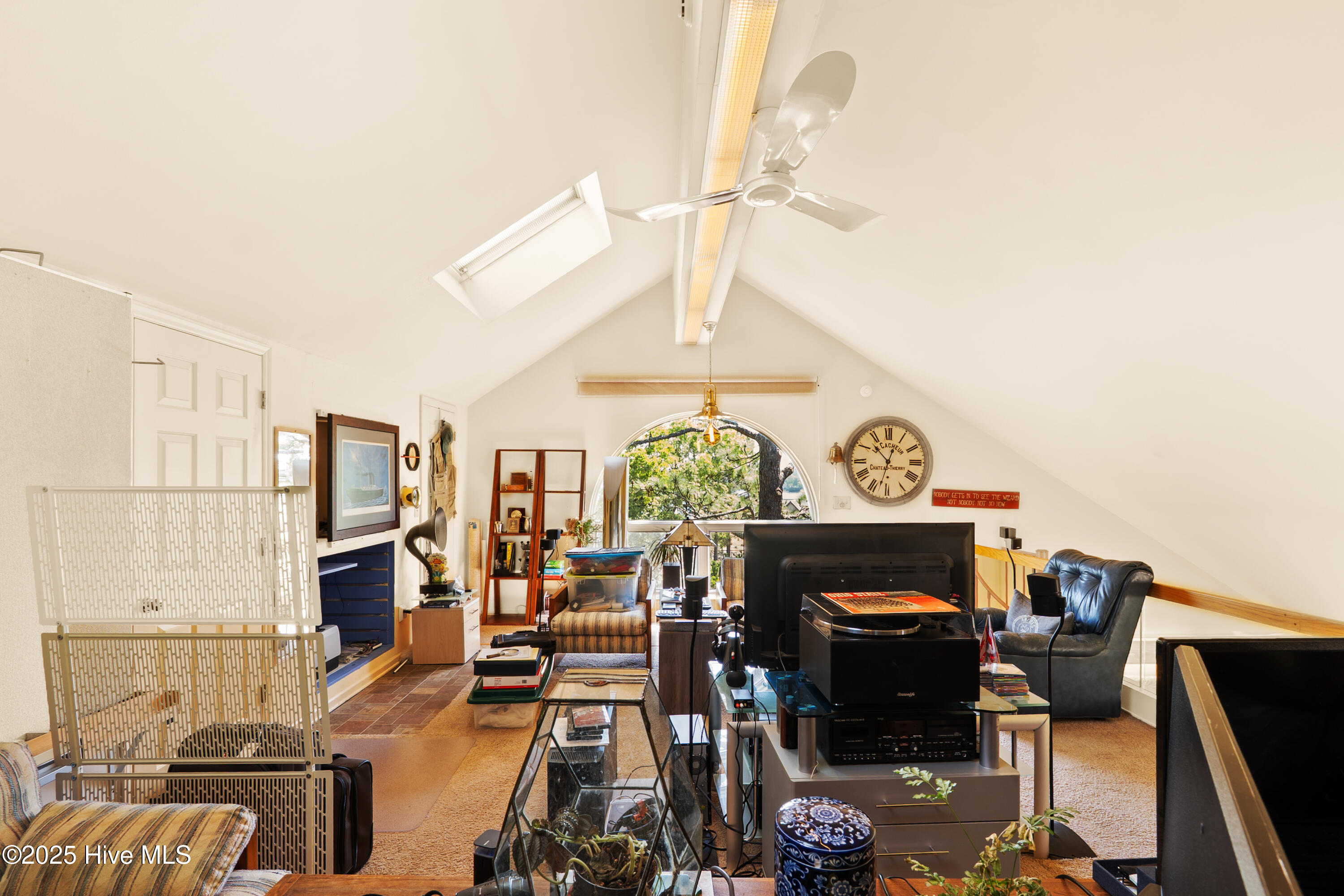 390 Diamondhead Drive S