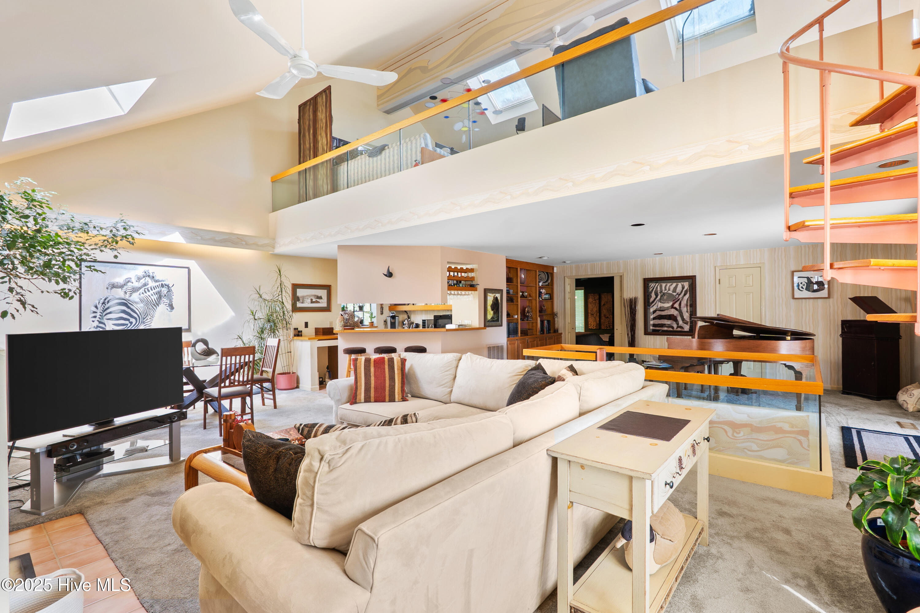 390 Diamondhead Drive S