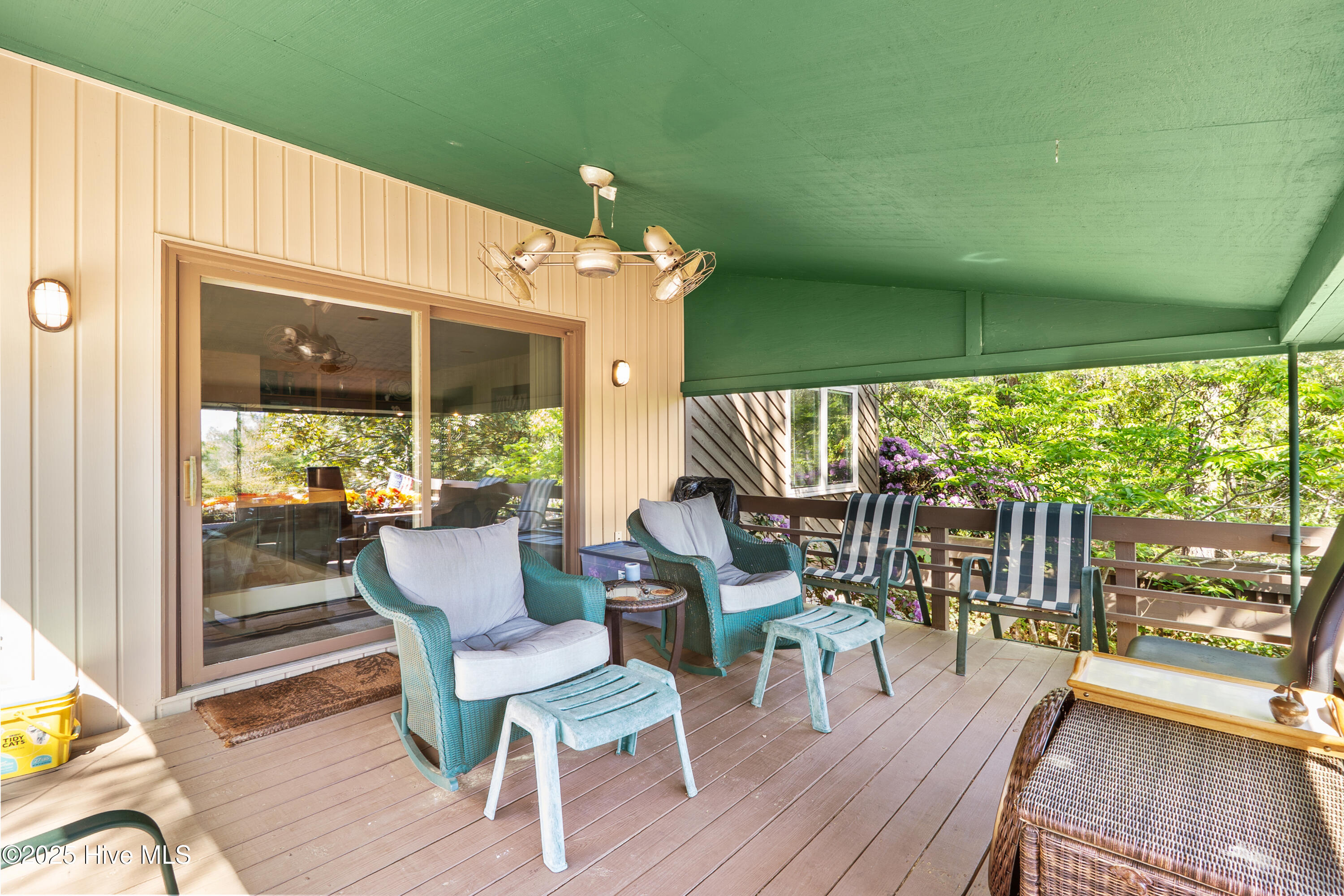 390 Diamondhead Drive S