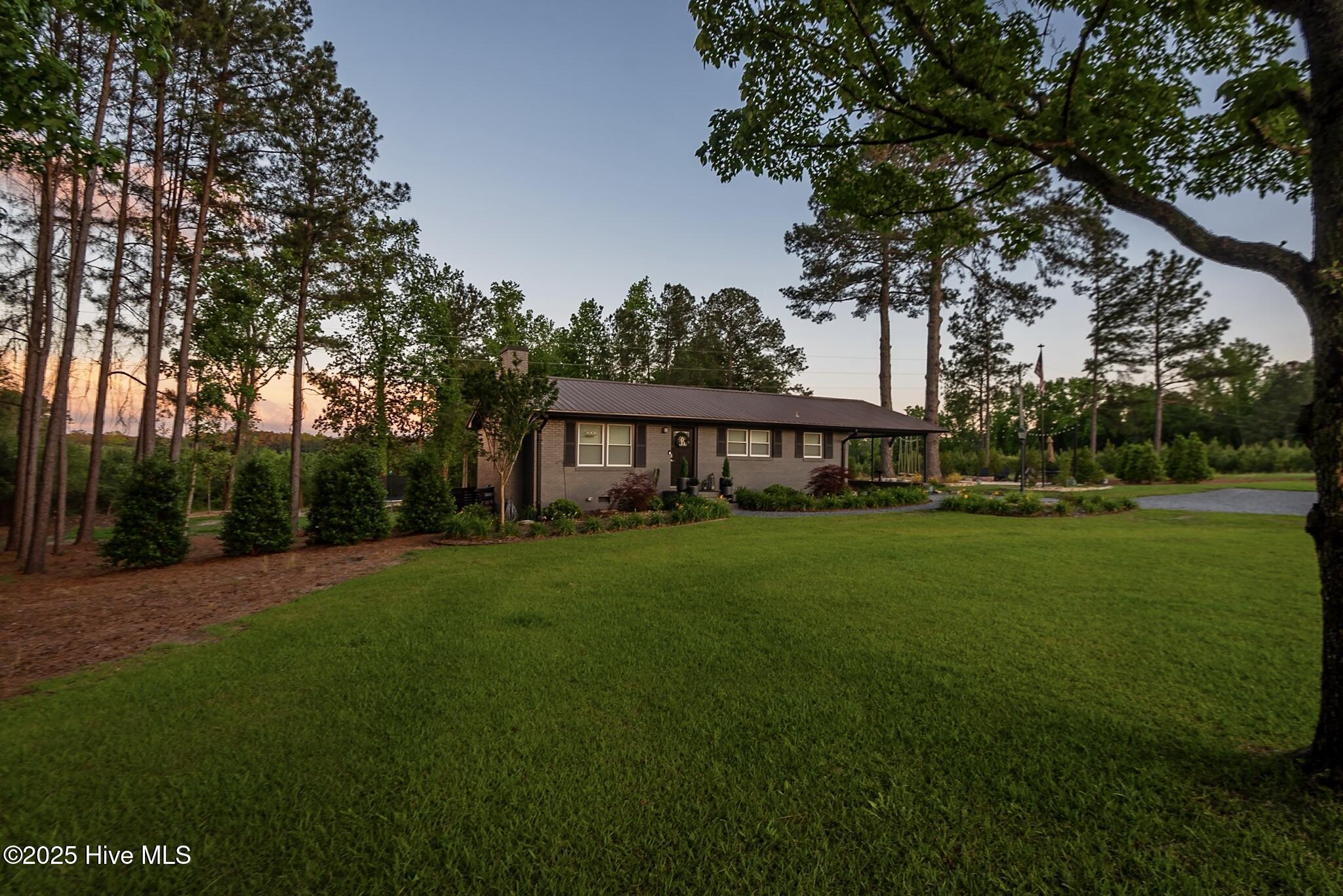 229 Rays Bridge Road