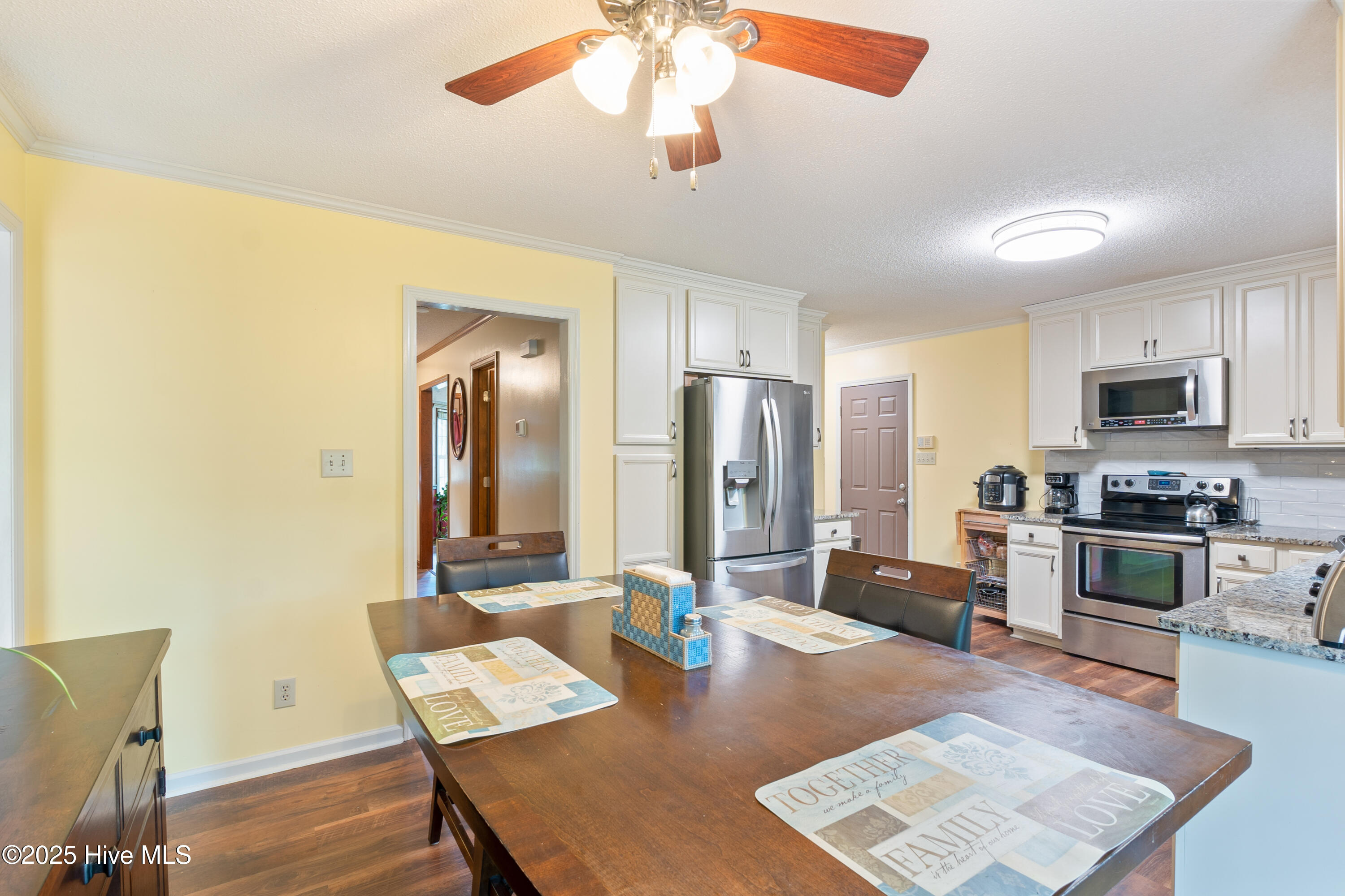2290 Dockvale Drive