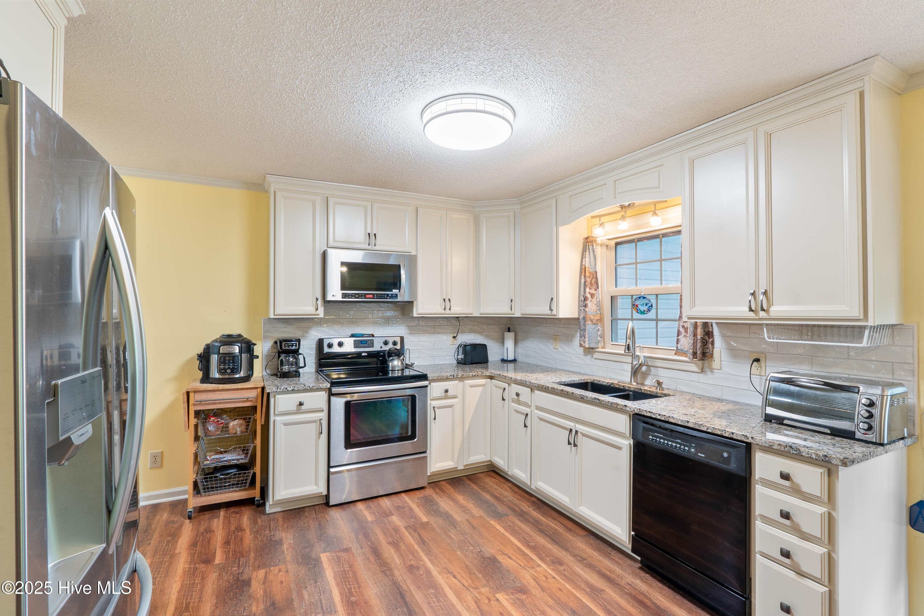 2290 Dockvale Drive