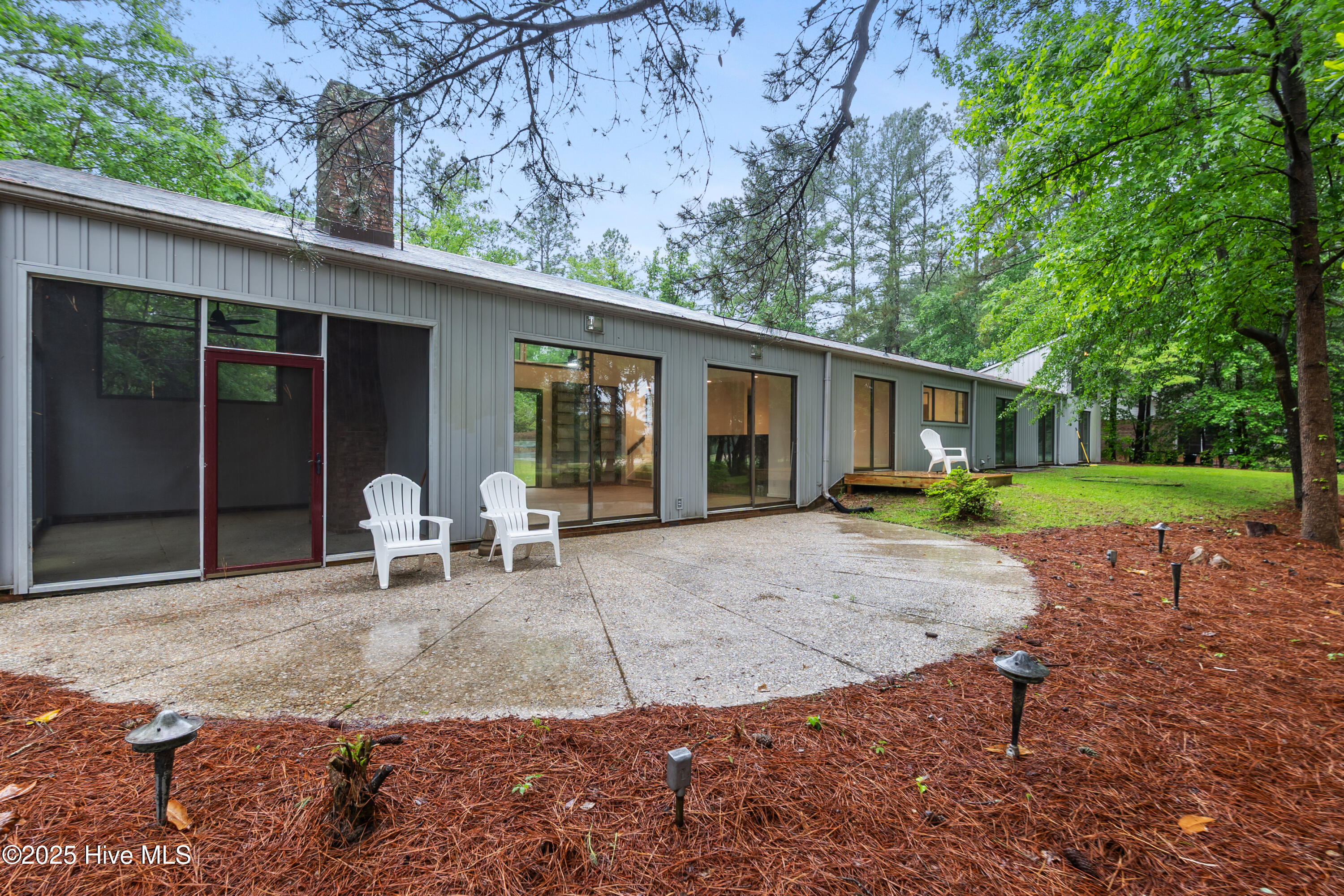 916 Rays Bridge Road