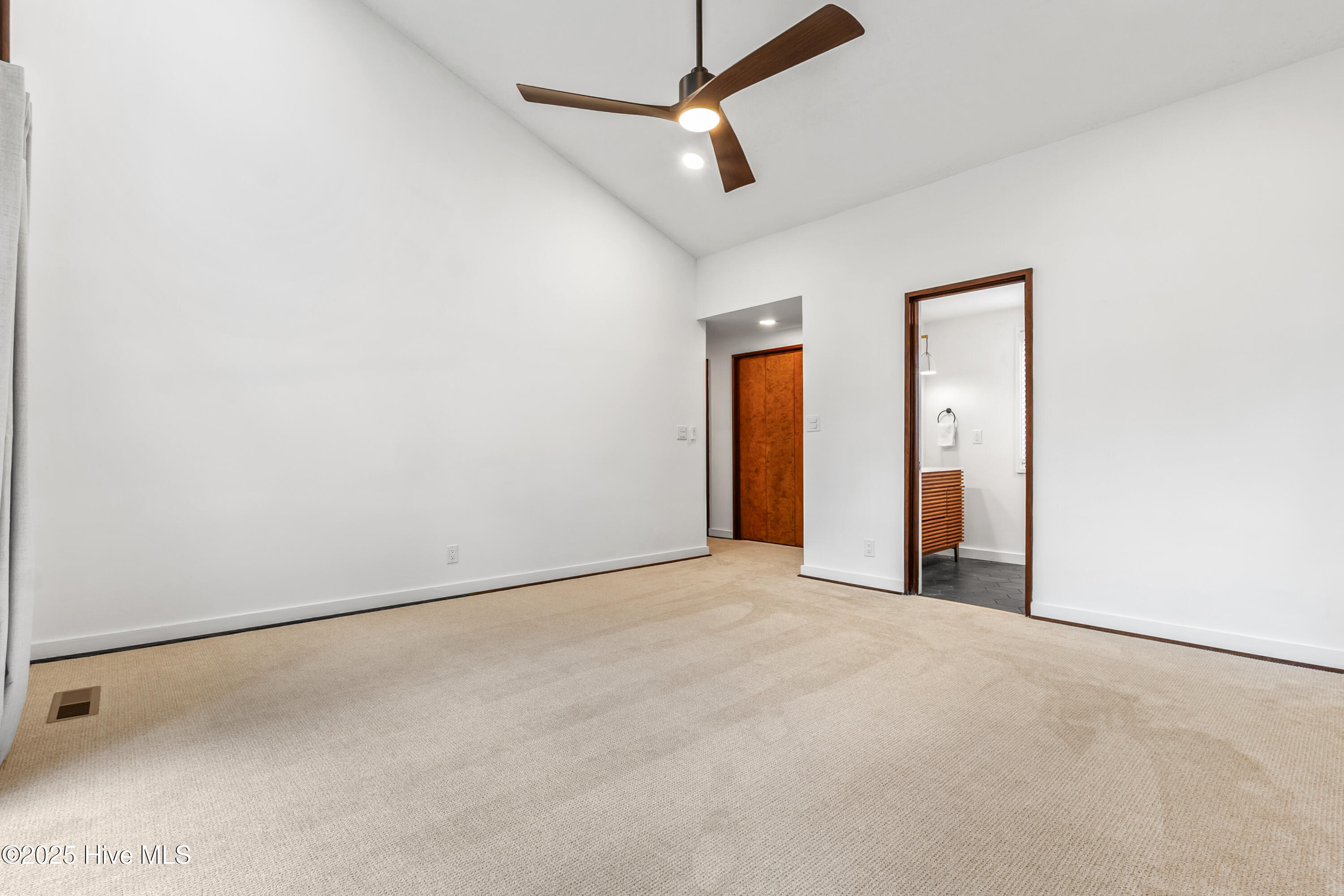 916 Rays Bridge Road