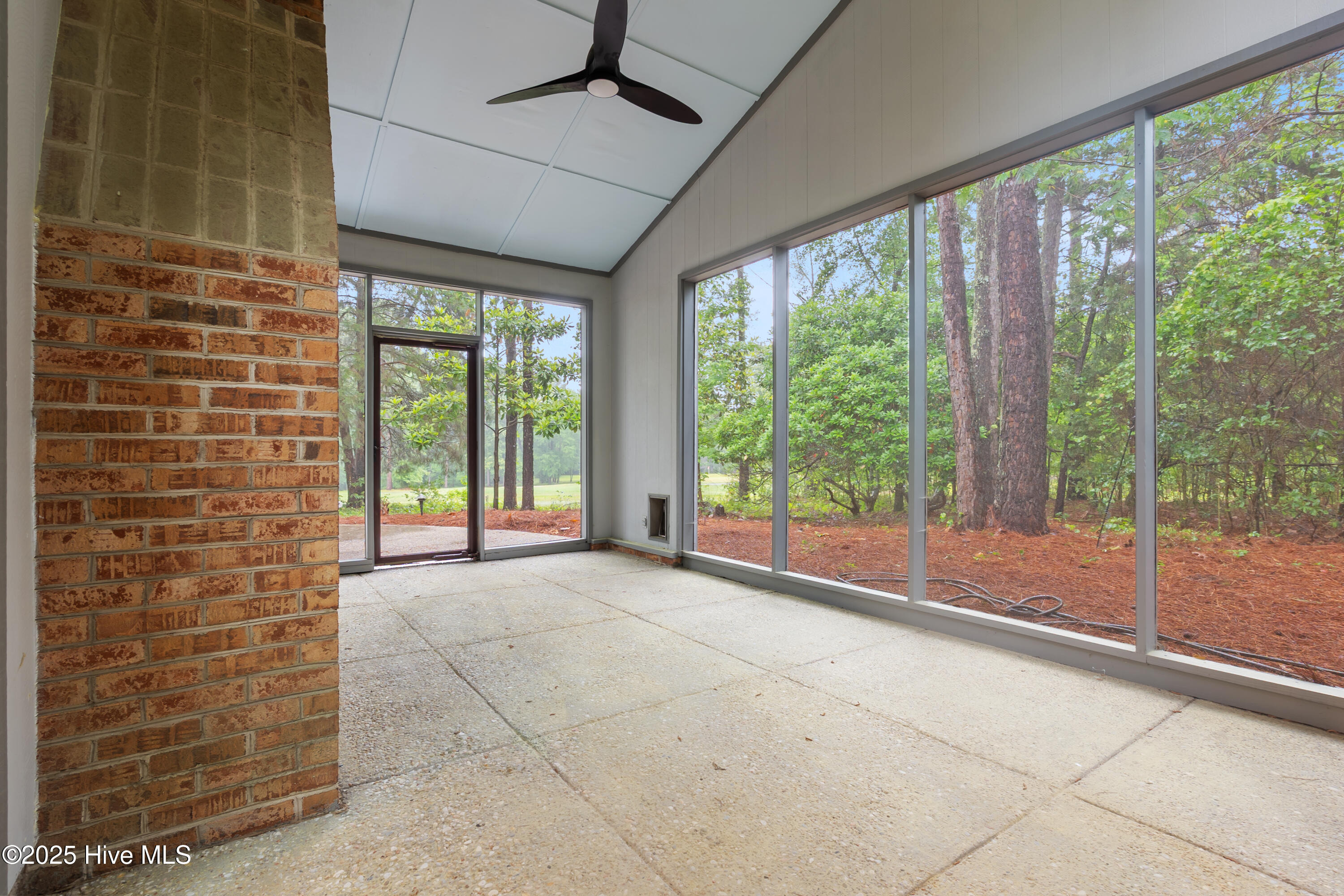 916 Rays Bridge Road