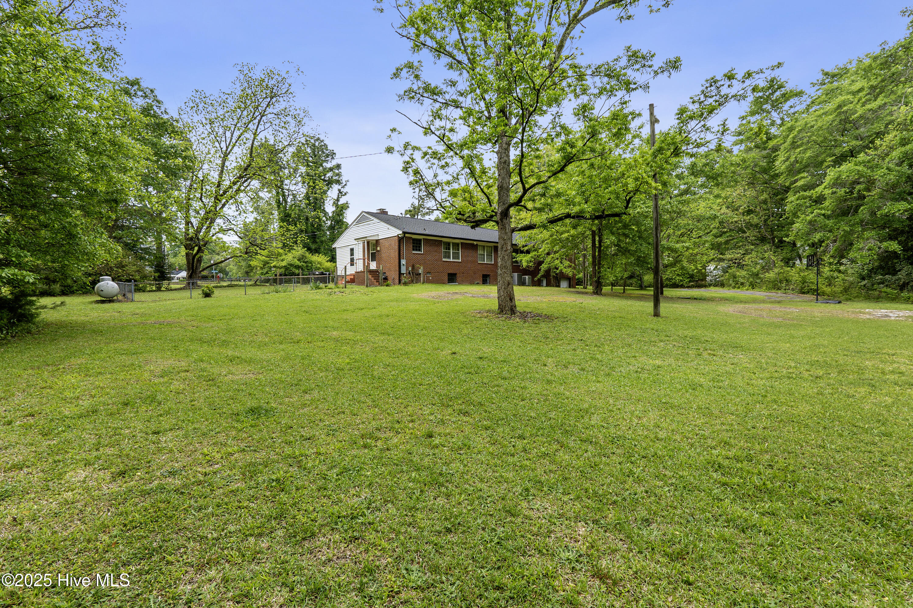 621 Bethesda Avenue