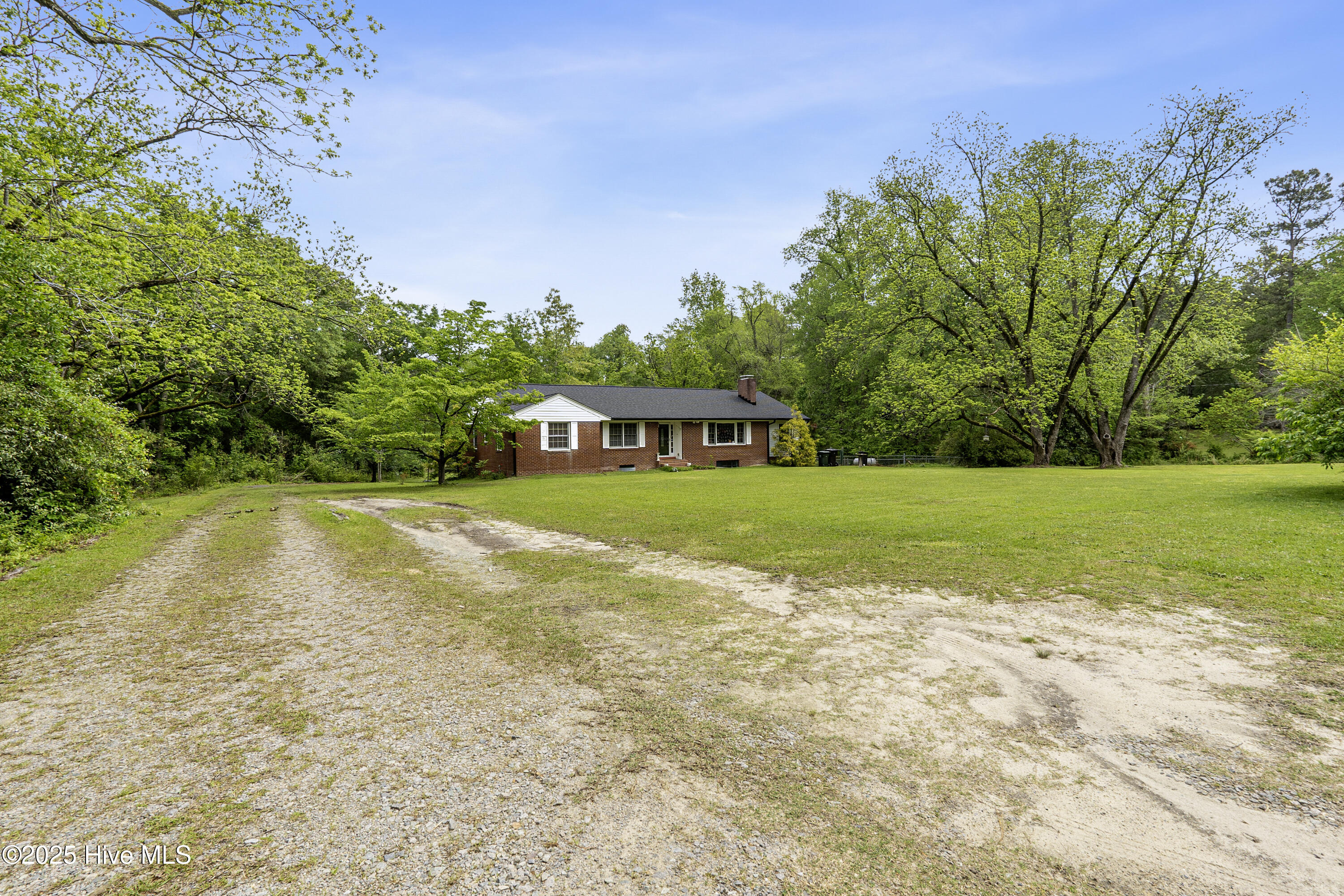 621 Bethesda Avenue