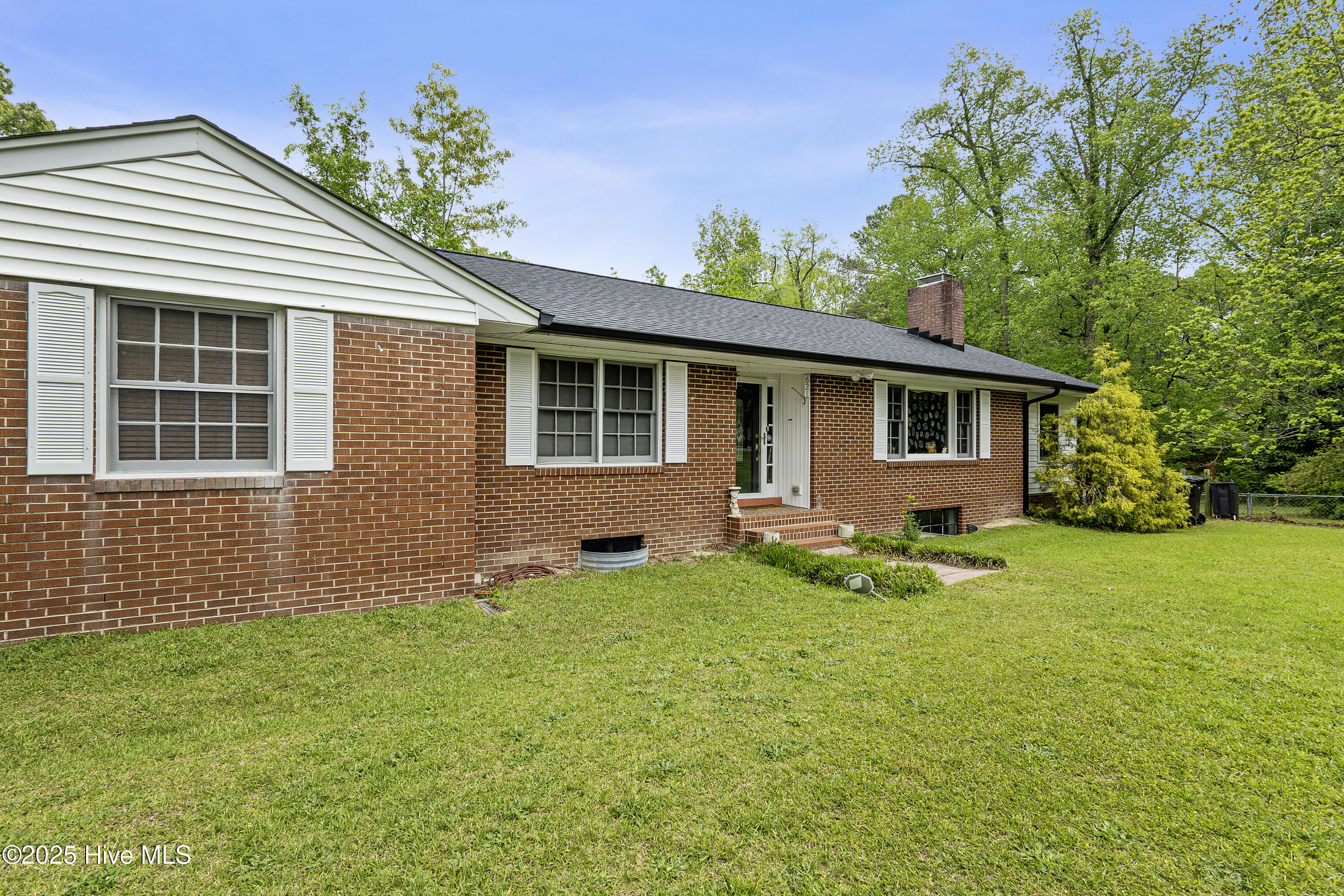 621 Bethesda Avenue