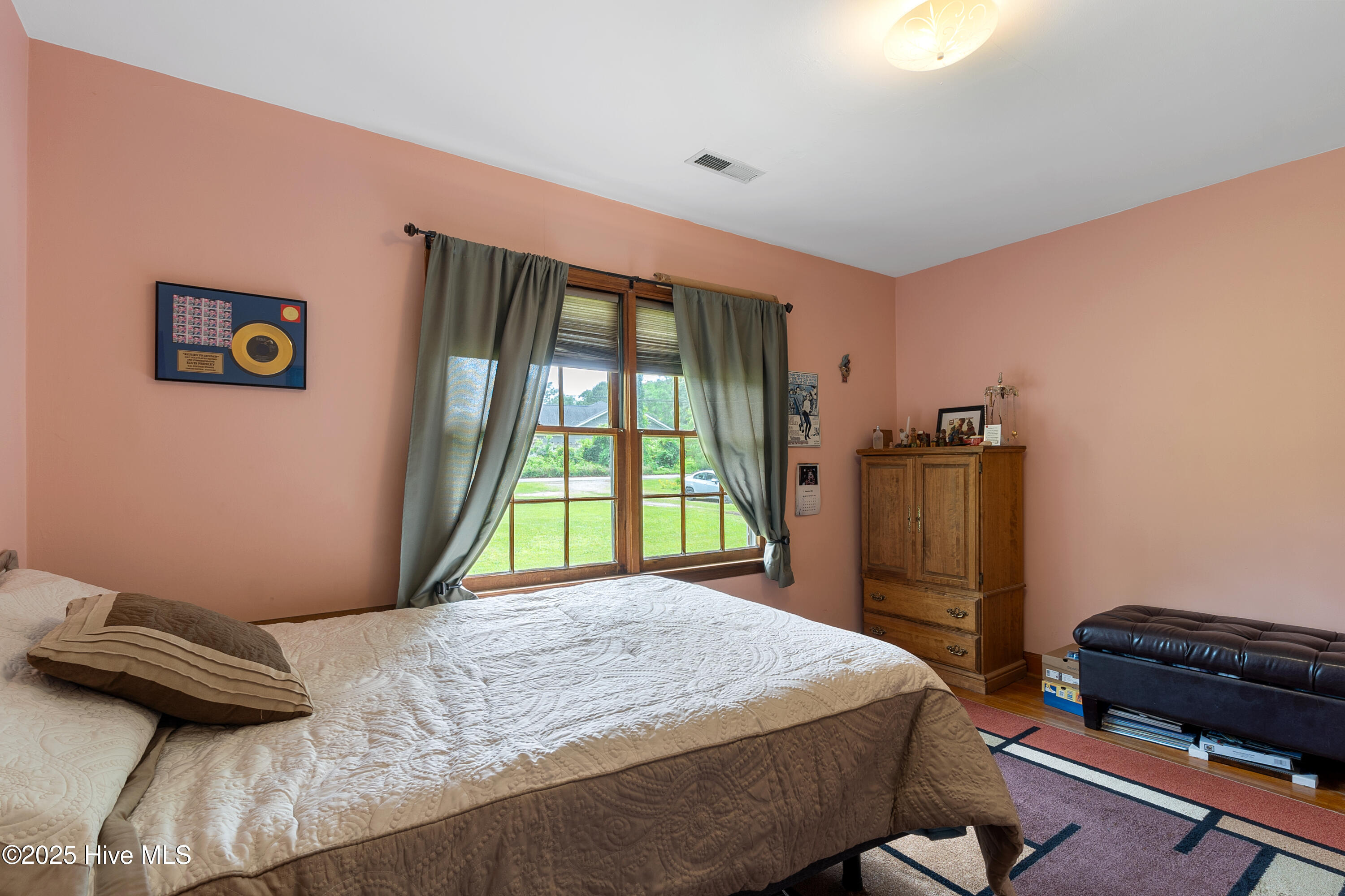 621 Bethesda Avenue