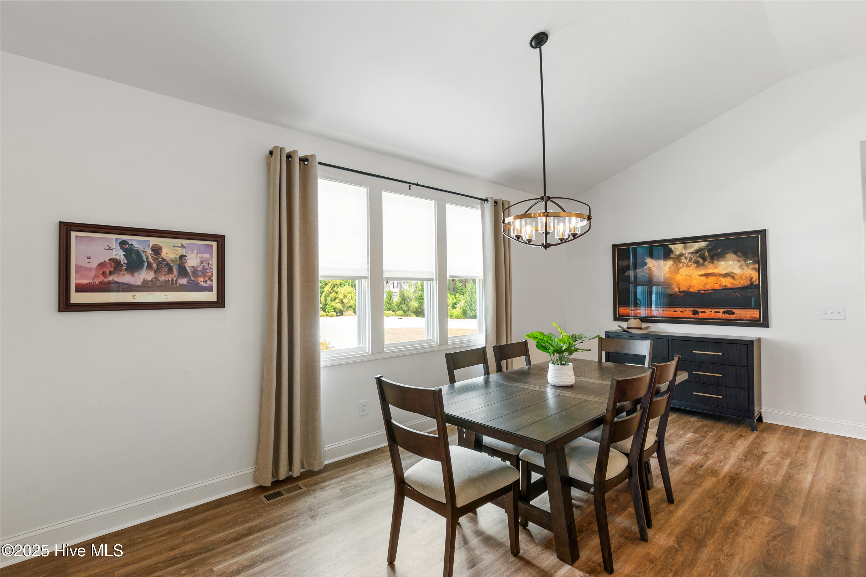 575 Vintage Lane