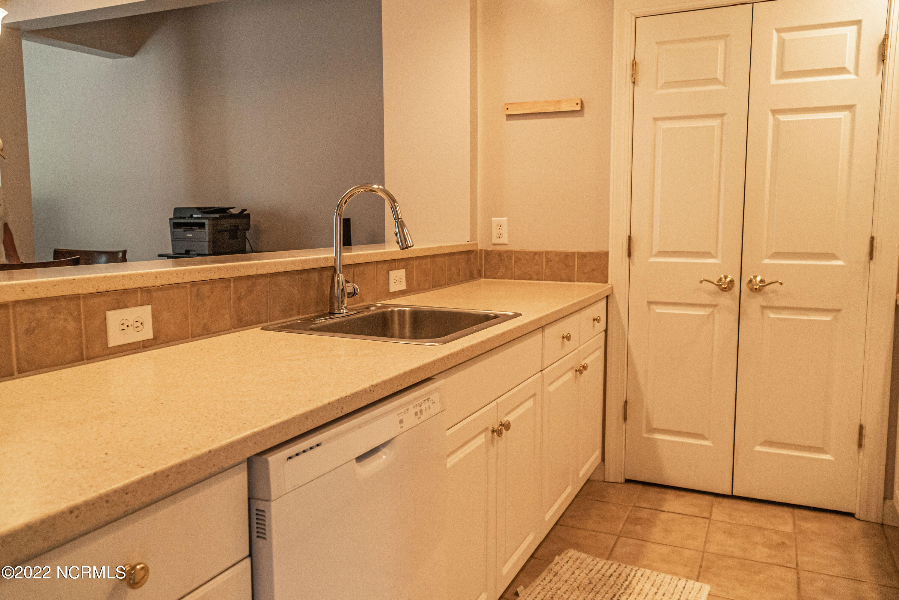 1733 Woodbrooke Drive