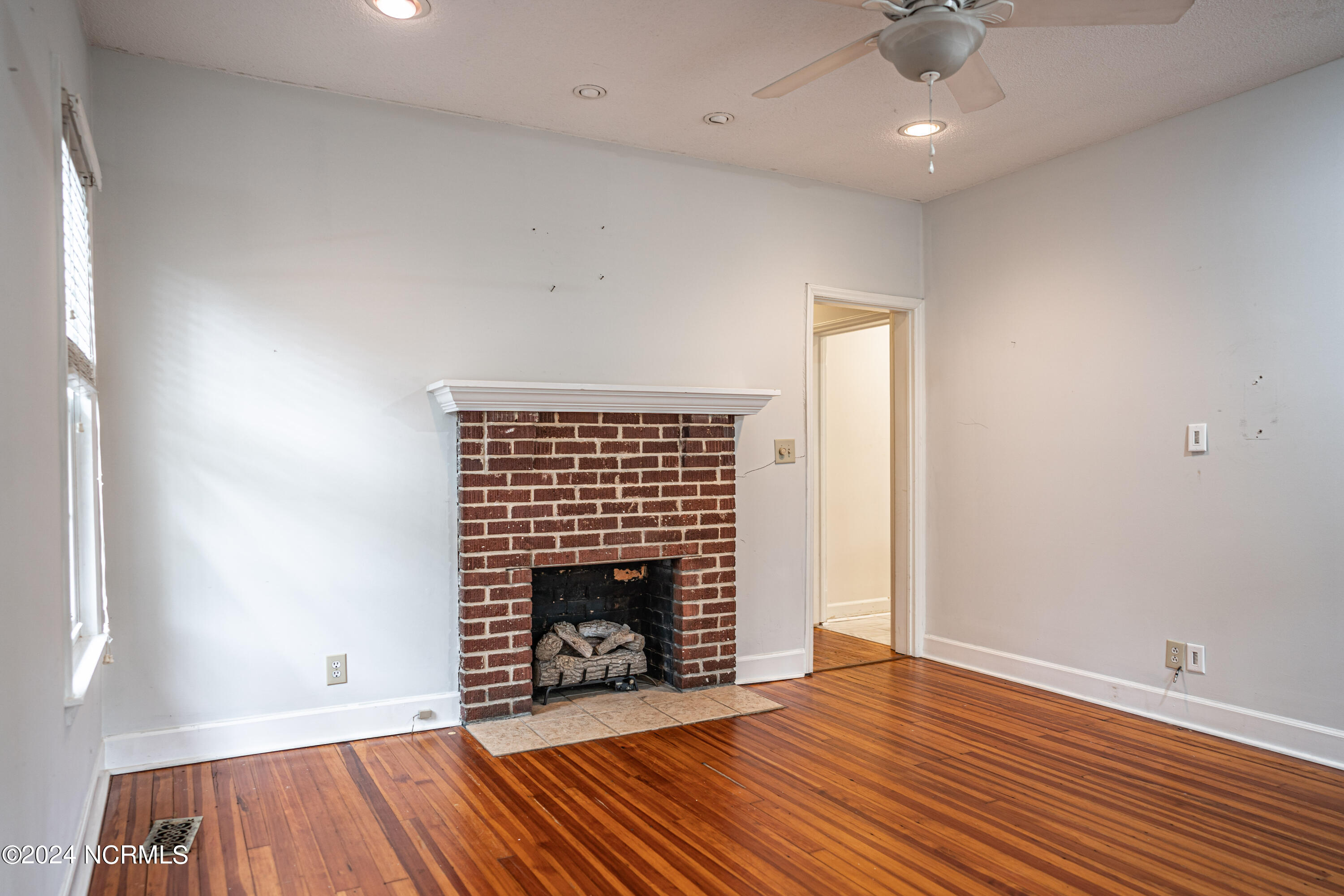 318 N Poplar Street