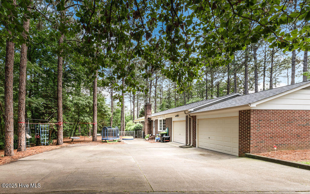 1809 E Indiana Avenue