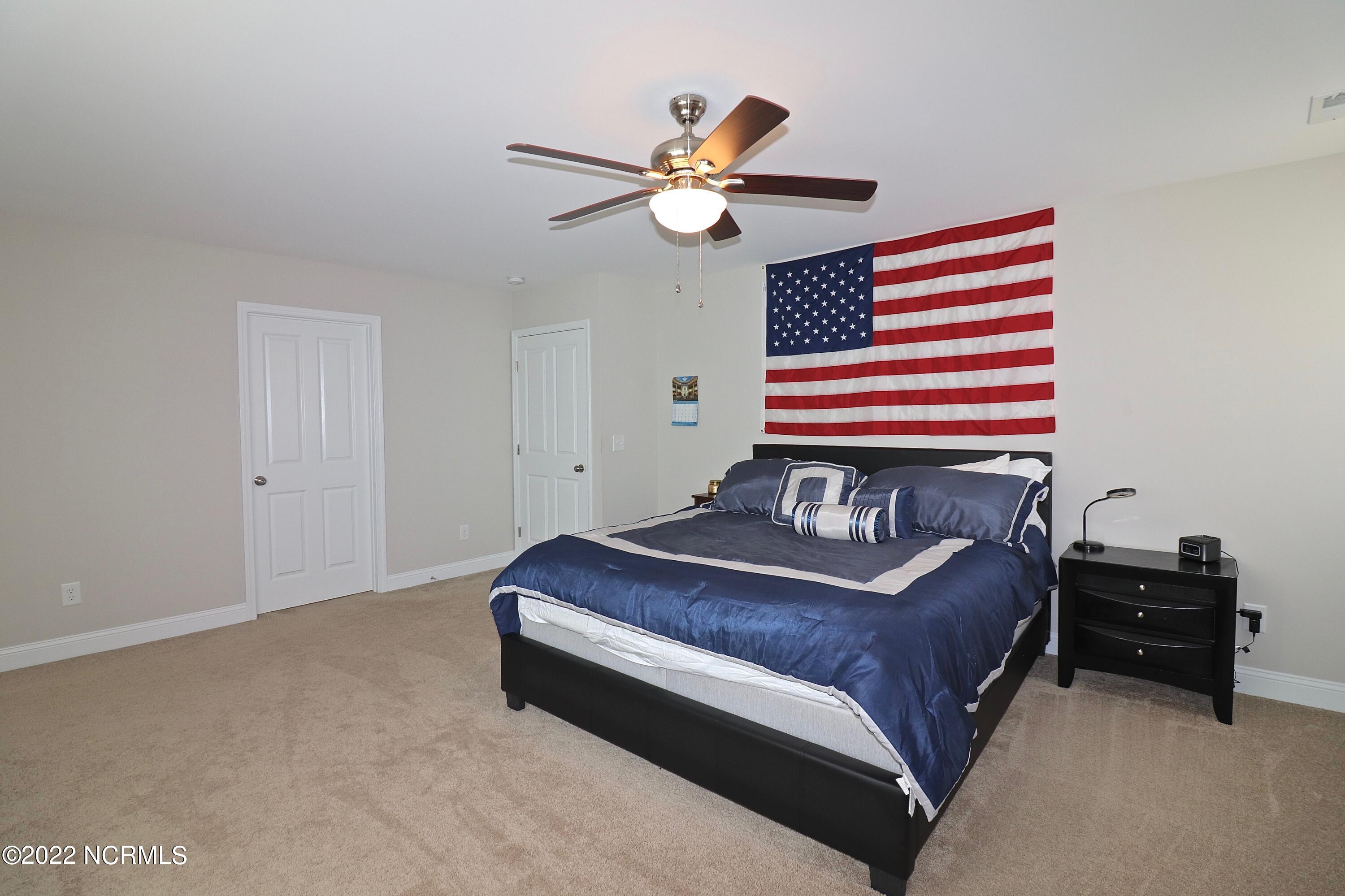 465 W Connecticut Avenue