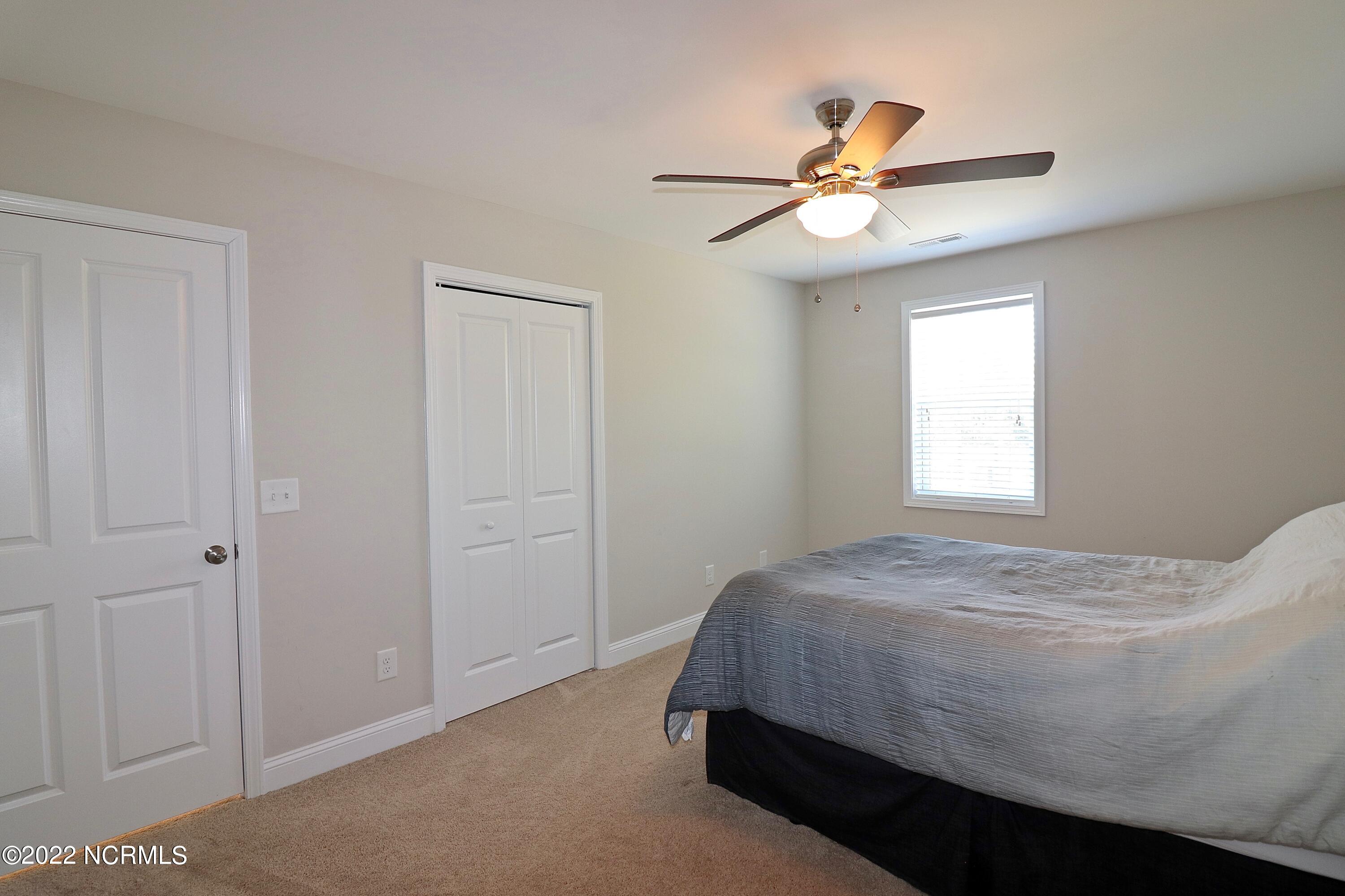 465 W Connecticut Avenue