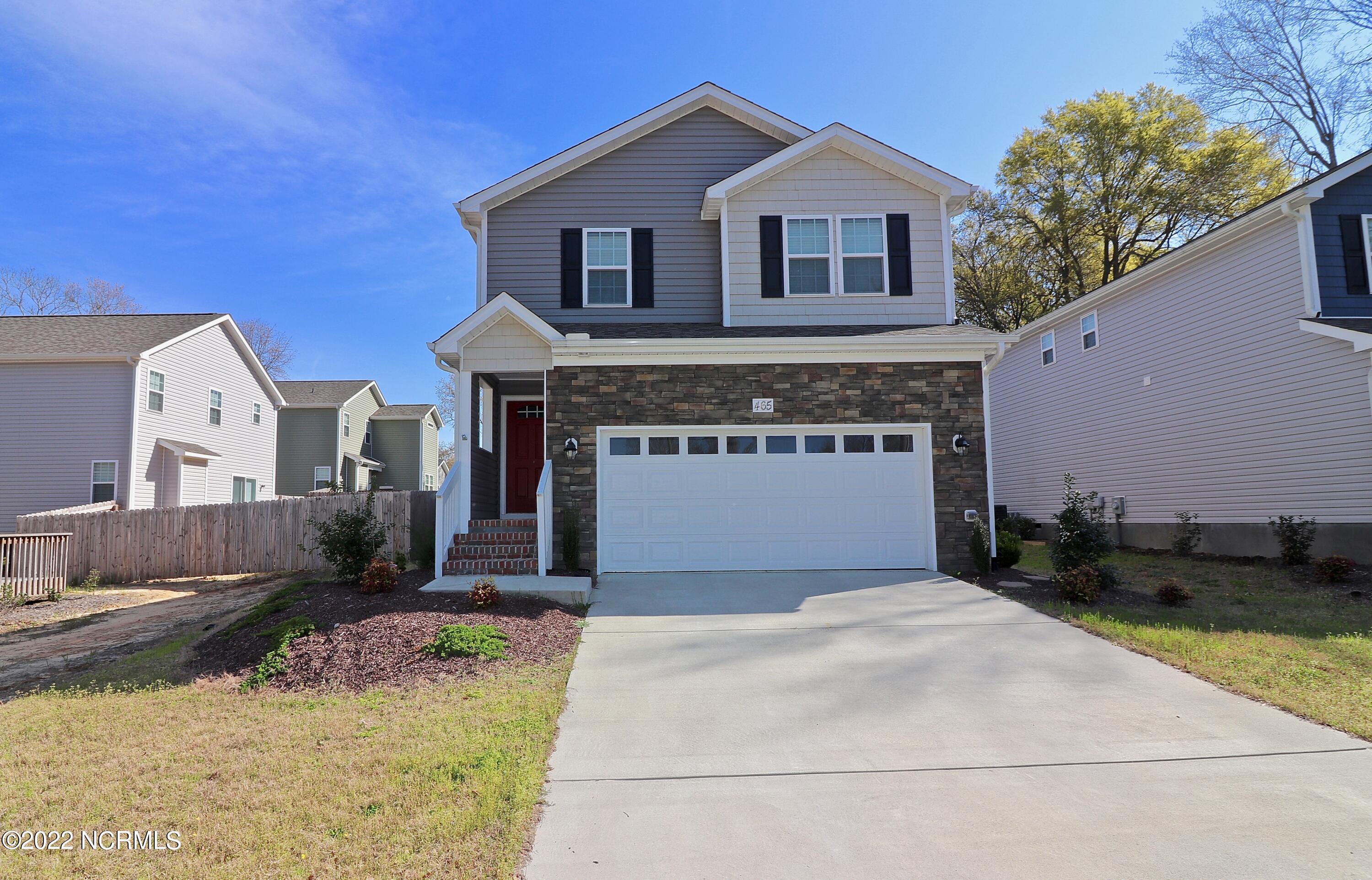 465 W Connecticut Avenue