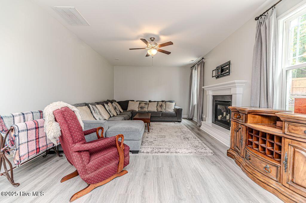 216 Vanderbuilt Court