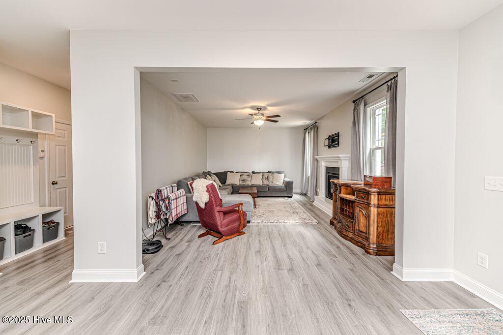 216 Vanderbuilt Court