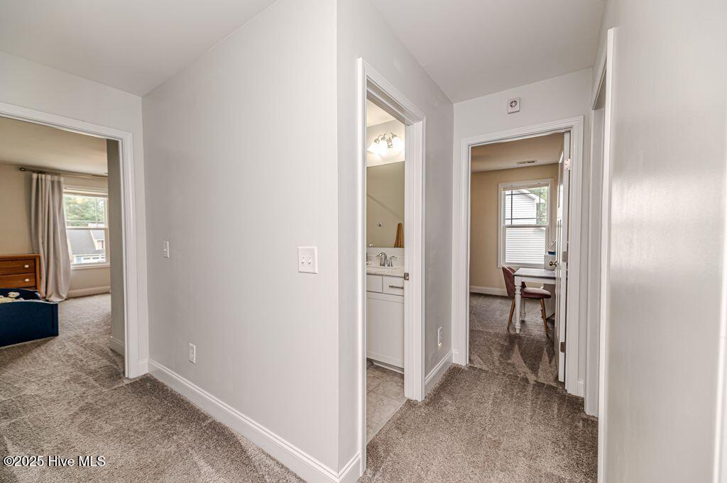 216 Vanderbuilt Court