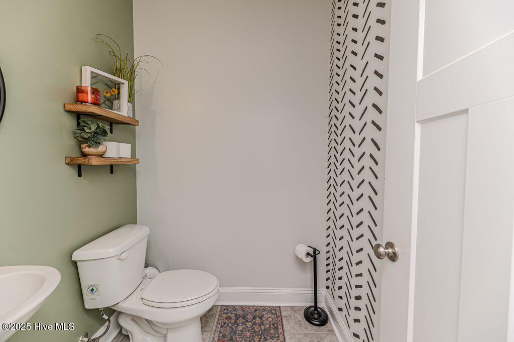 216 Vanderbuilt Court