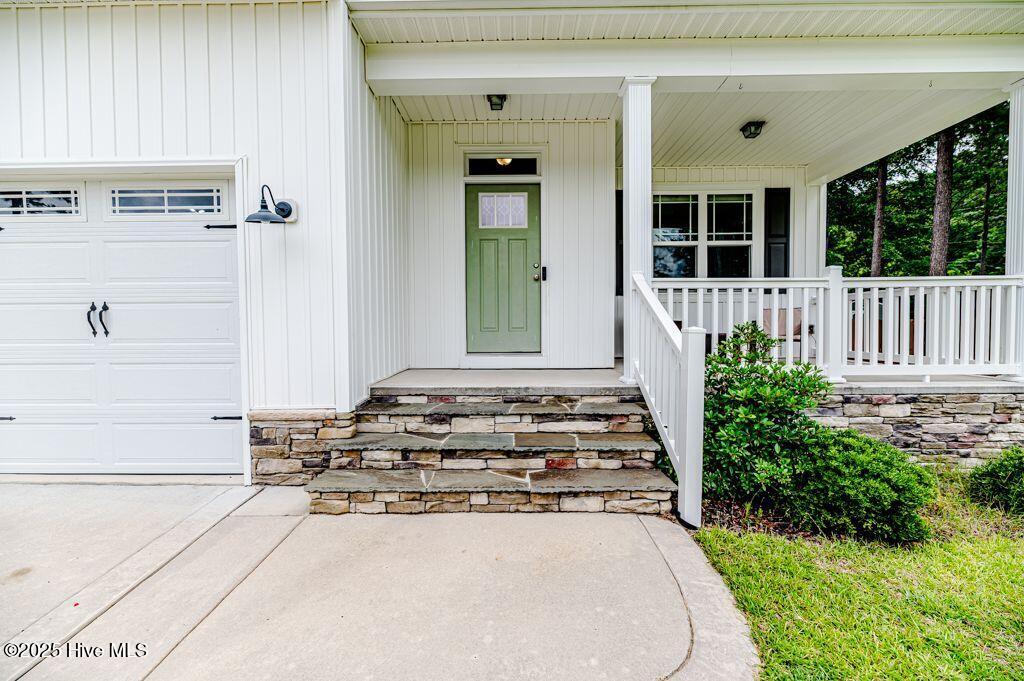 216 Vanderbuilt Court
