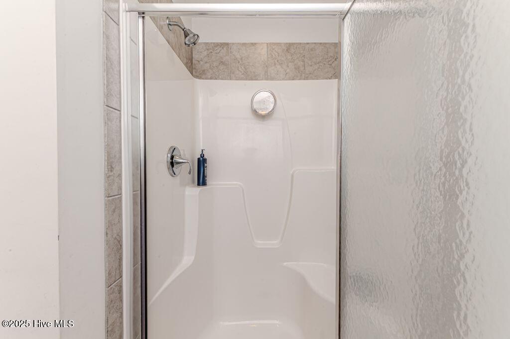 216 Vanderbuilt Court