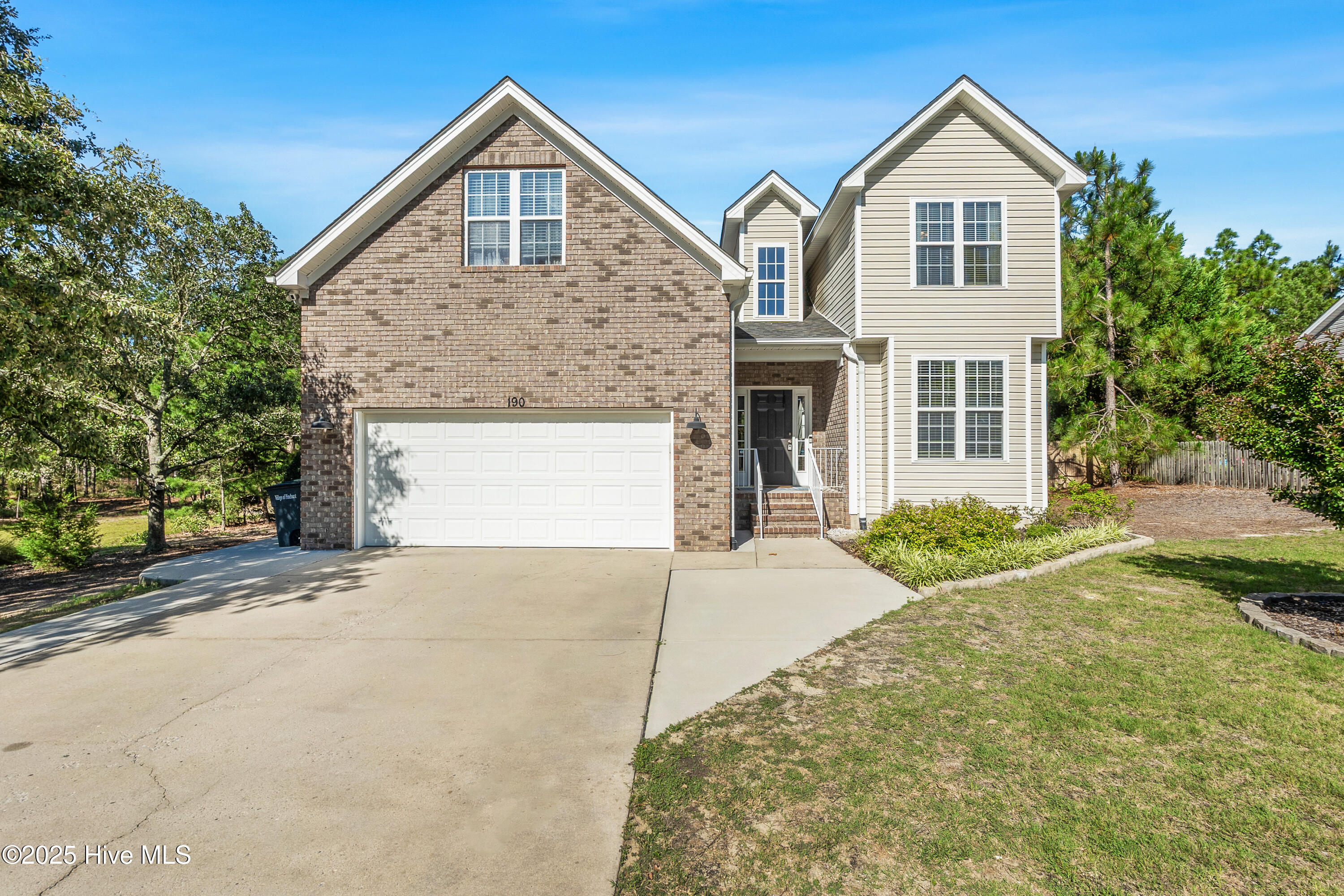 190 Diamondhead Drive S