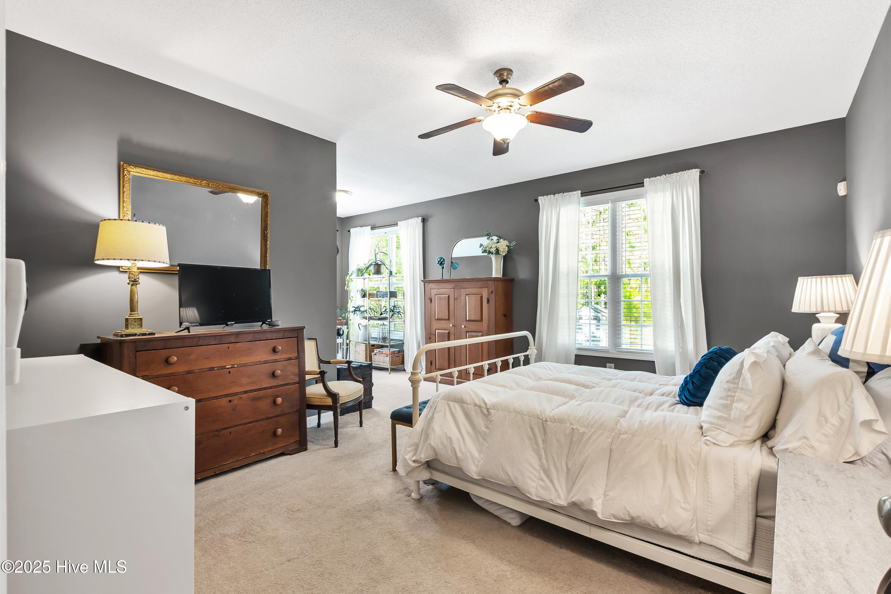 190 Diamondhead Drive S