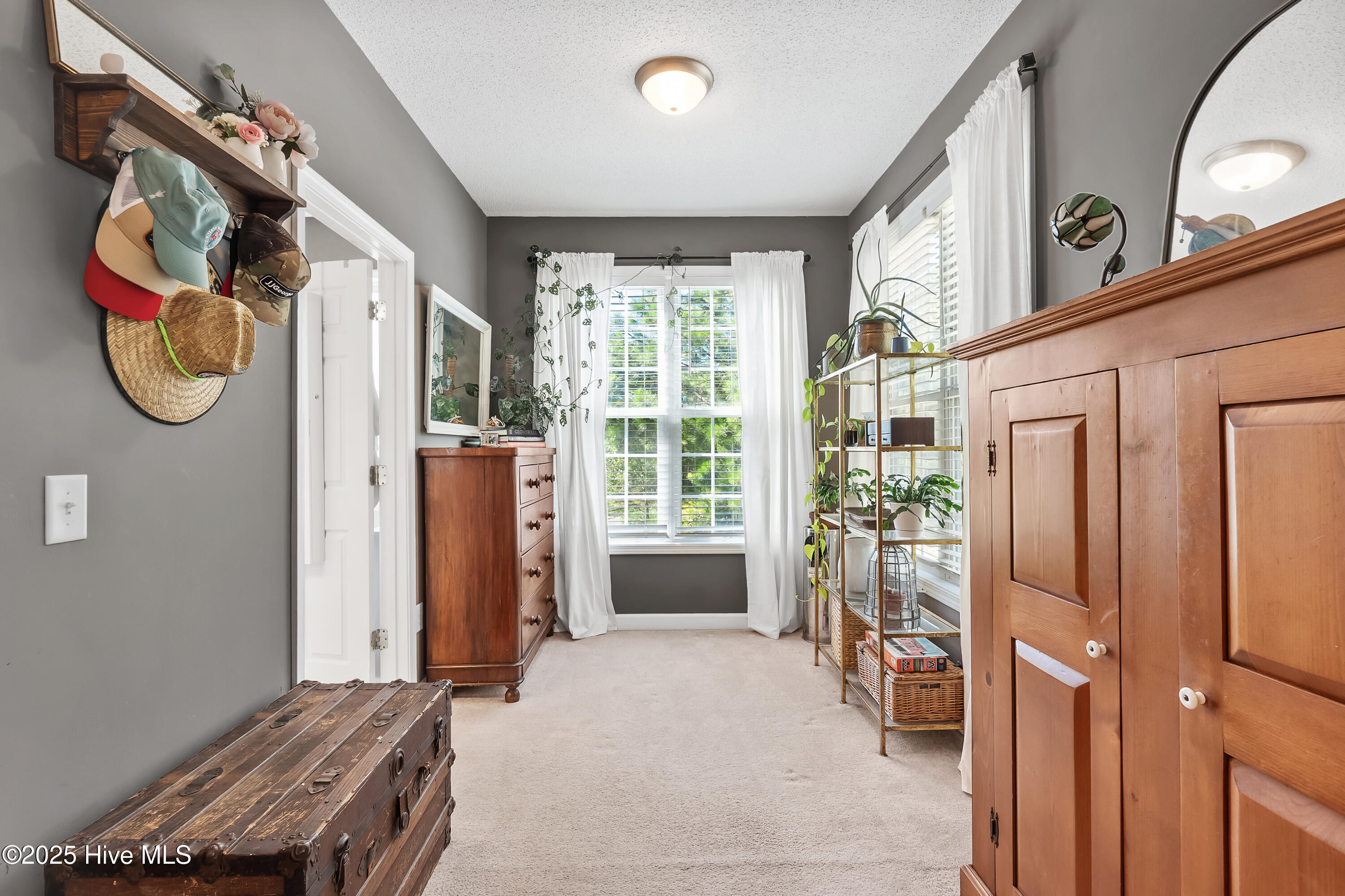 190 Diamondhead Drive S