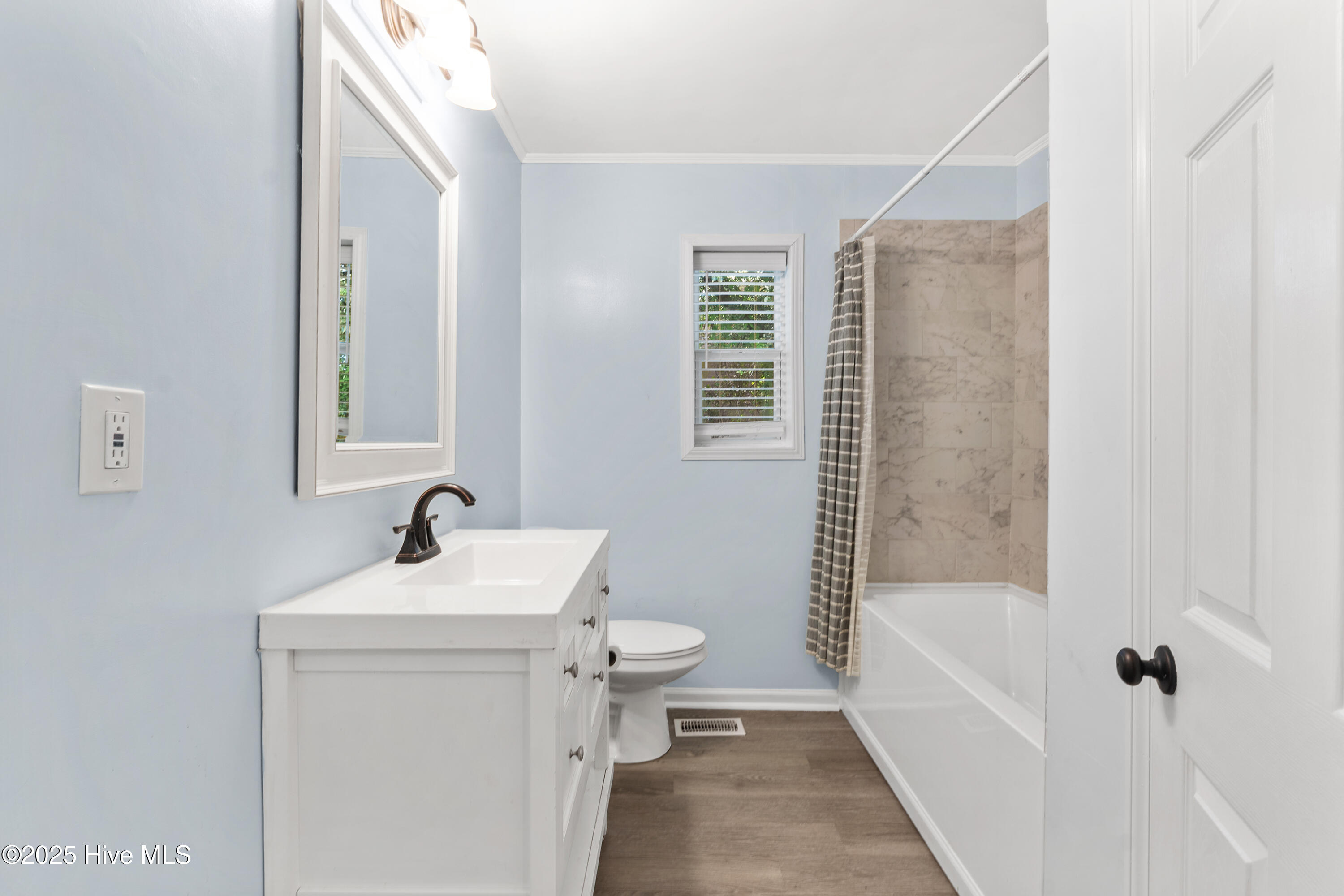 401 W Mcneill Street